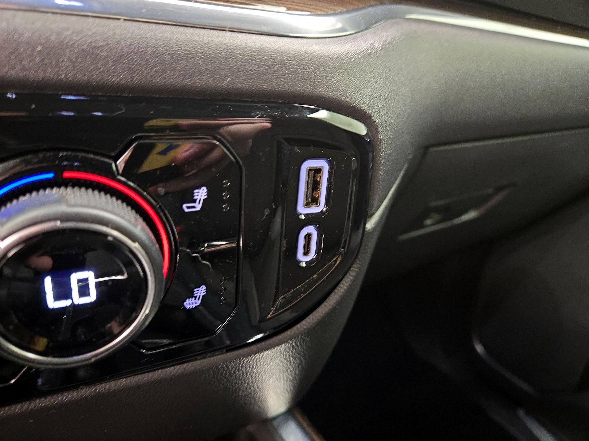 Thumbnail: 2024 Chevrolet Silverado 1500 - 18