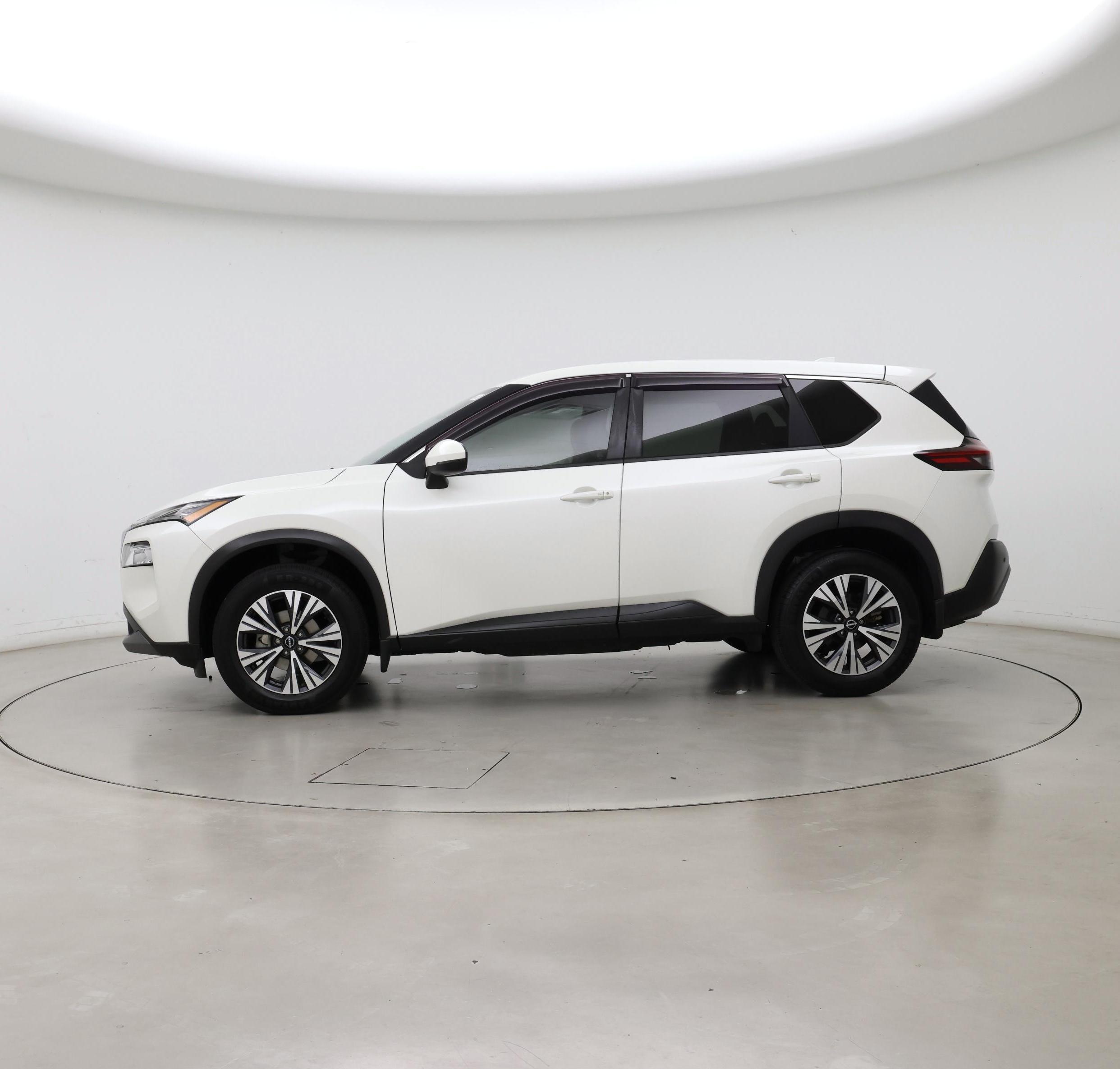 Thumbnail: 2022 Nissan Rogue - 3