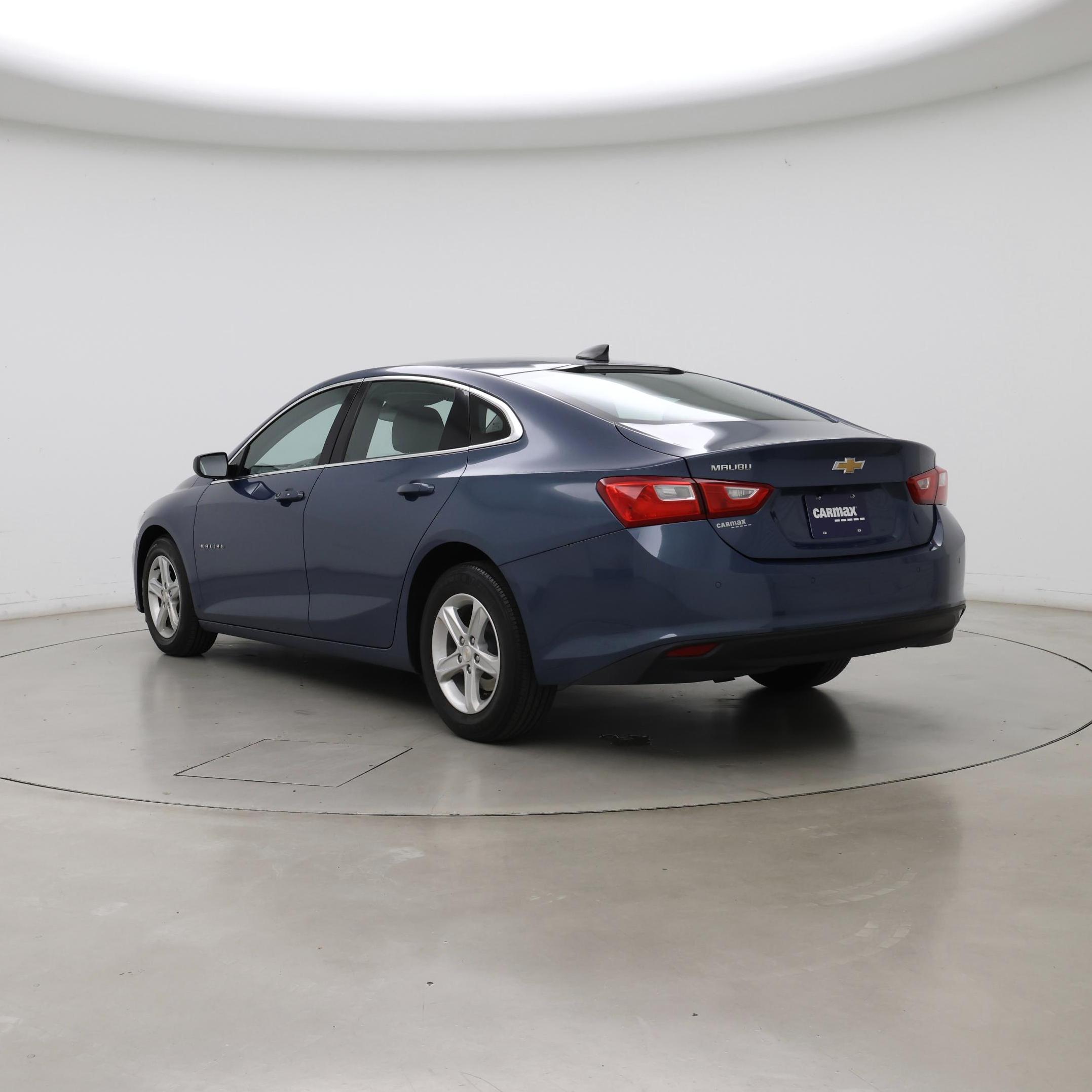 Thumbnail: 2024 Chevrolet Malibu - 2