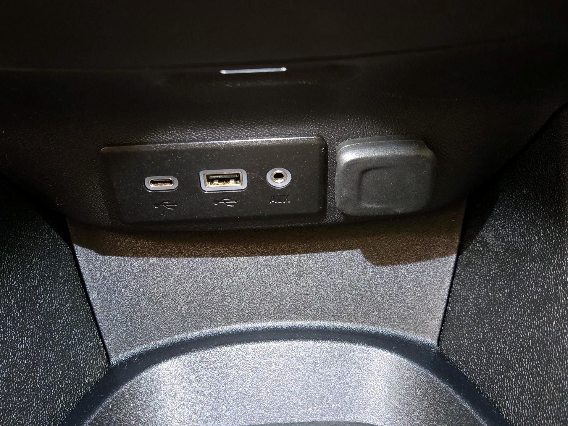 Thumbnail: 2024 Chevrolet Malibu - 19