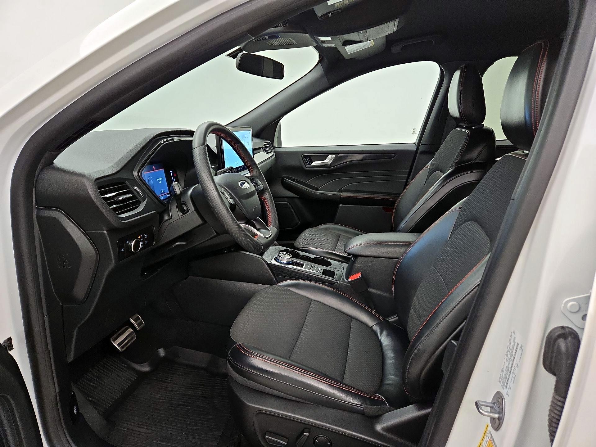 Thumbnail: 2023 Ford Escape - 11