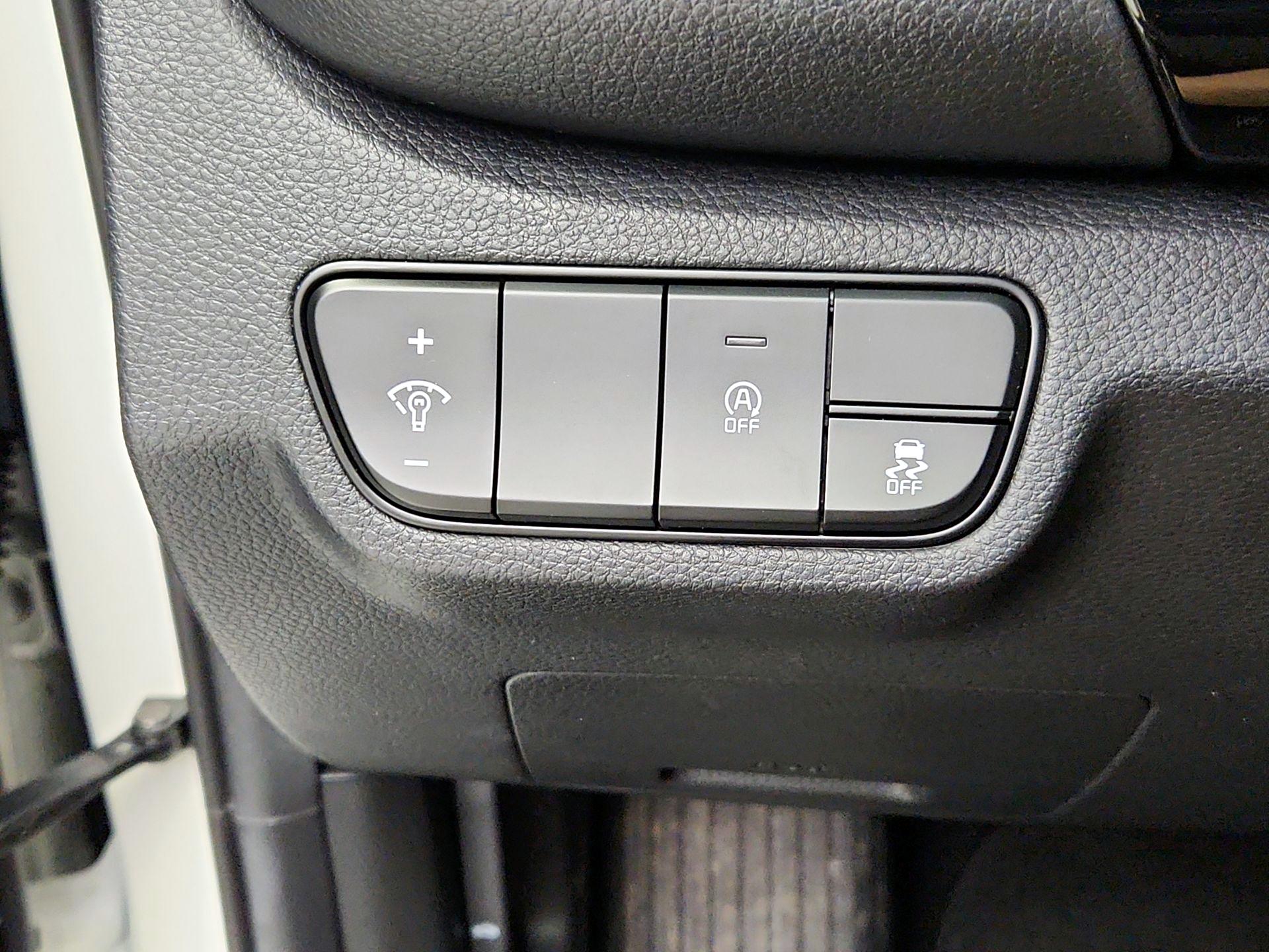 Thumbnail: 2025 Kia Seltos - 13