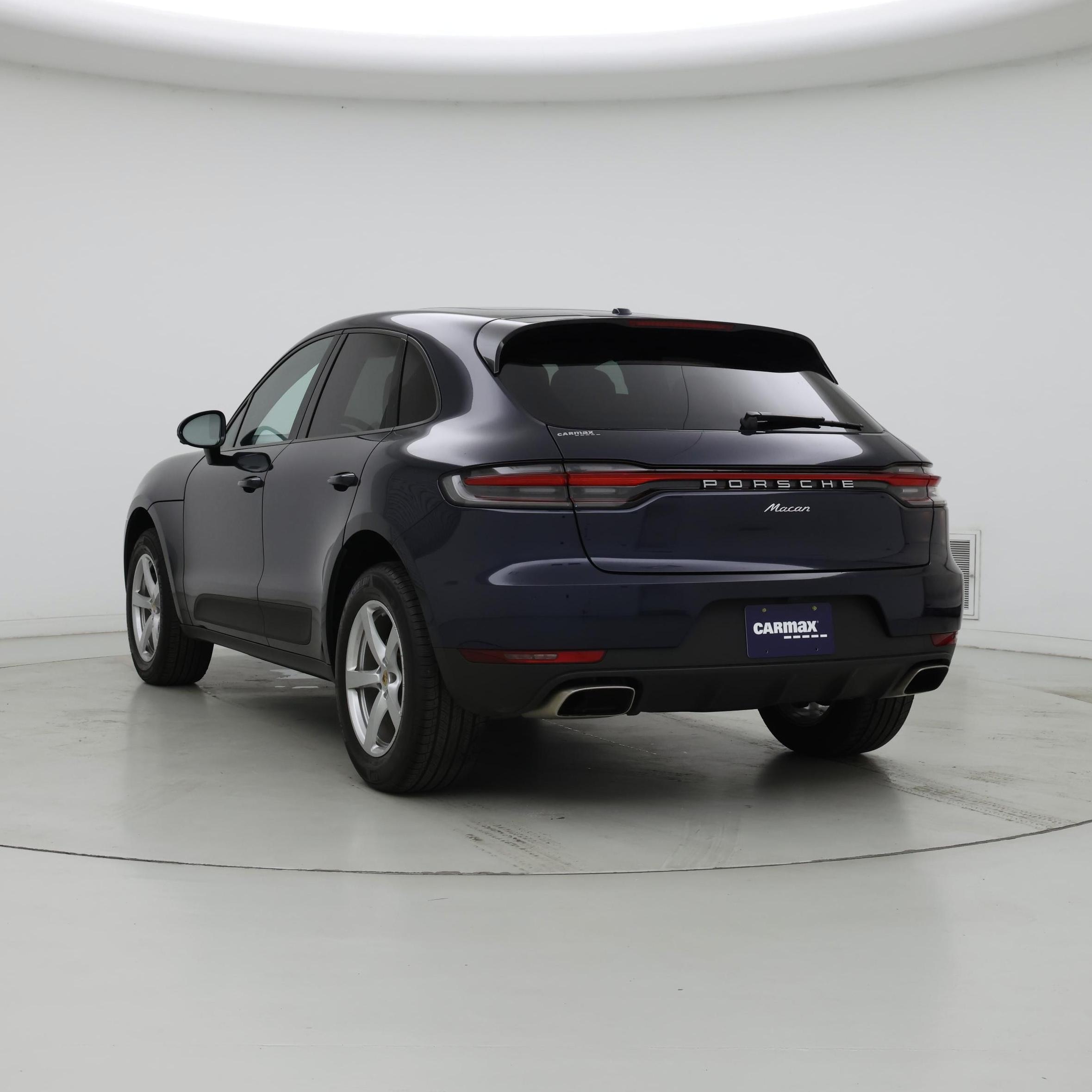 Thumbnail: 2021 Porsche Macan - 2