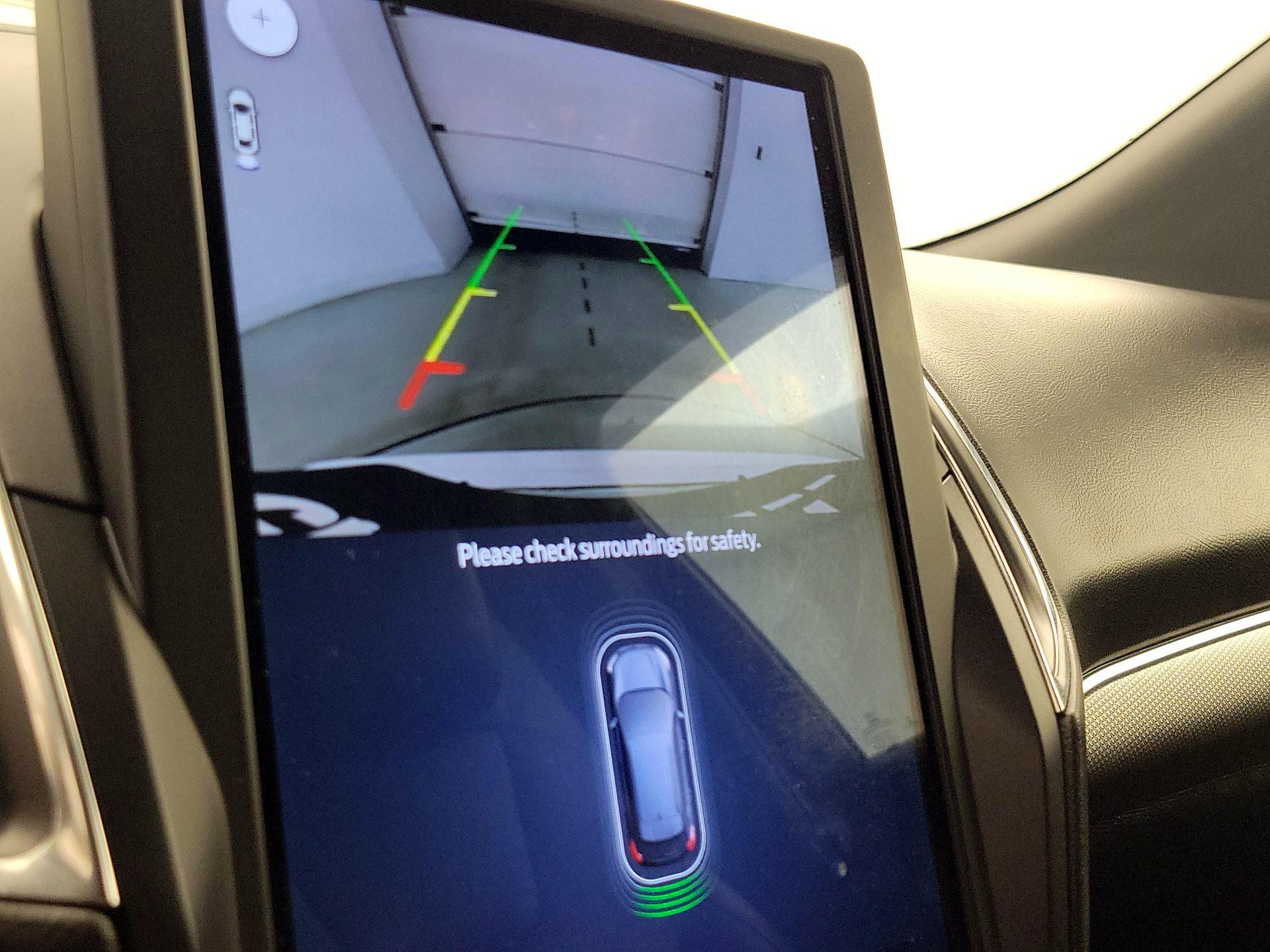 Thumbnail: 2021 Ford Edge - 15