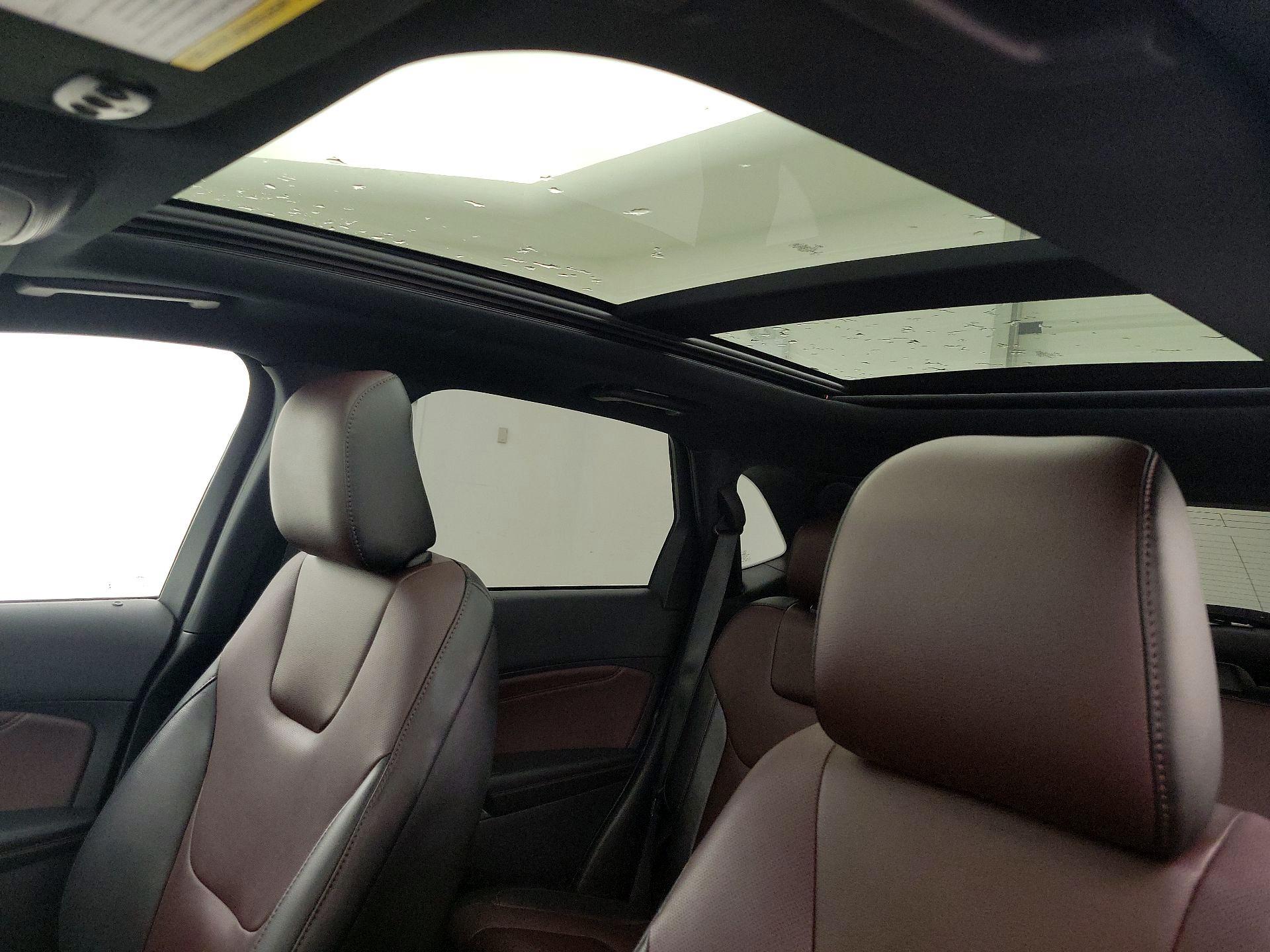 Thumbnail: 2021 Ford Edge - 20