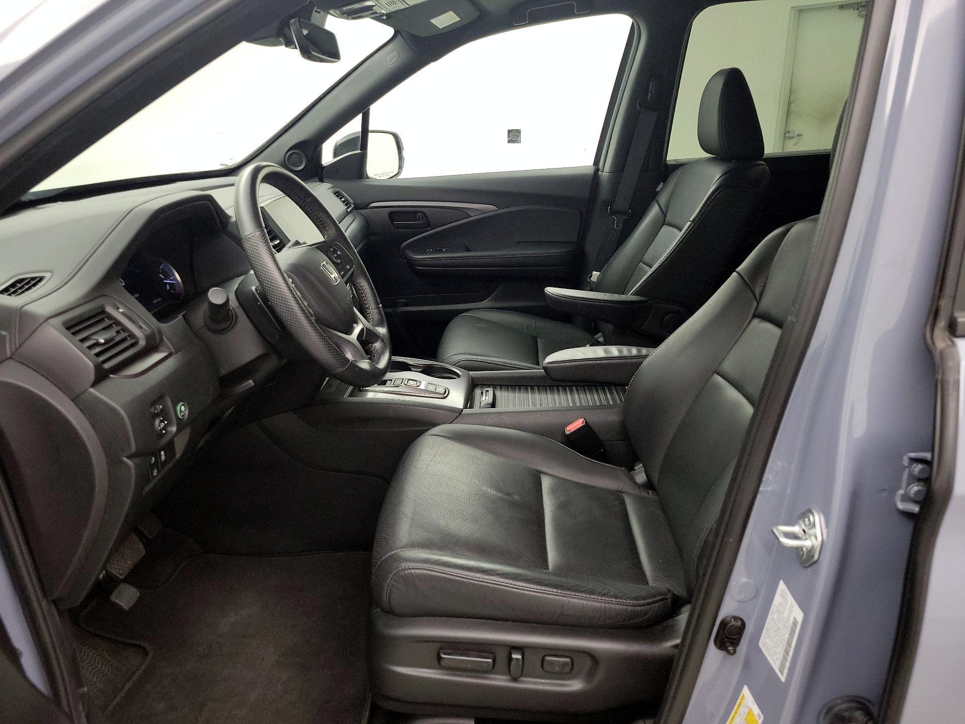 Thumbnail: 2022 Honda Passport - 11