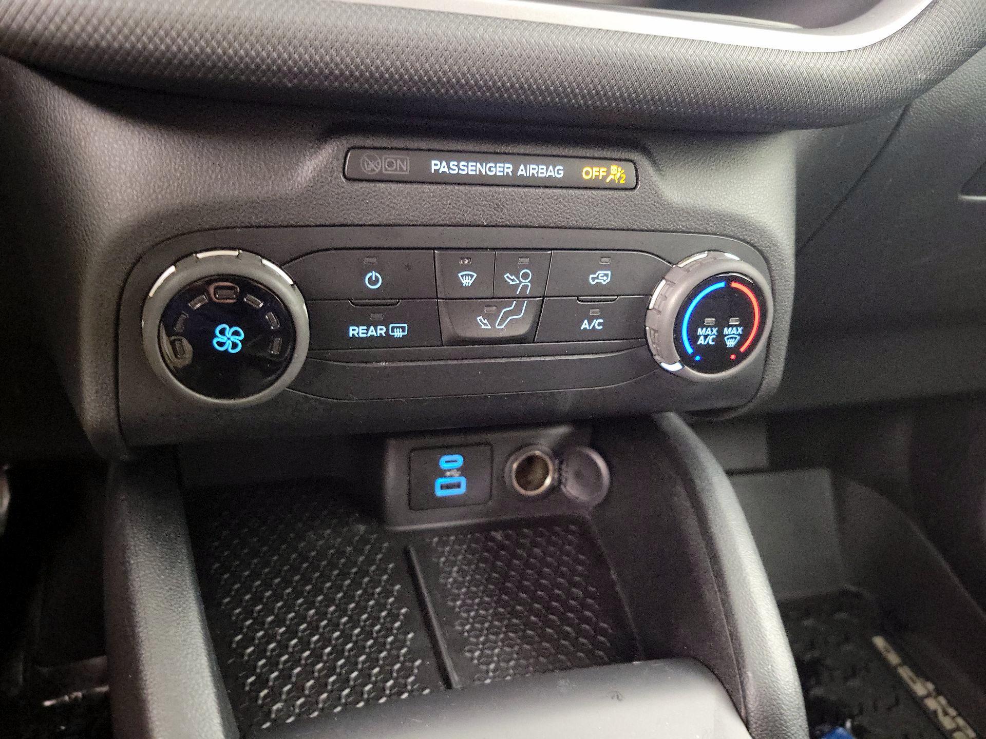 Thumbnail: 2022 Ford Bronco Sport - 16