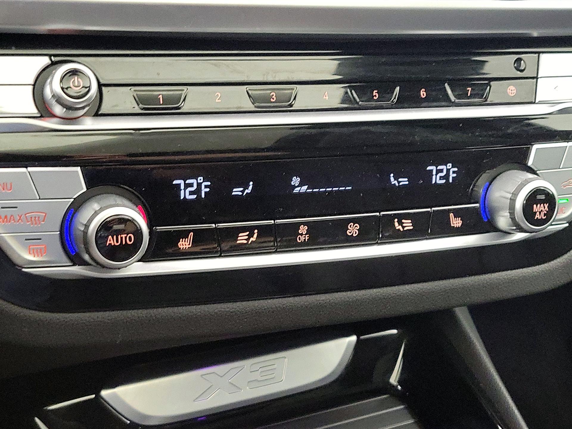 Thumbnail: 2021 BMW X3 - 17