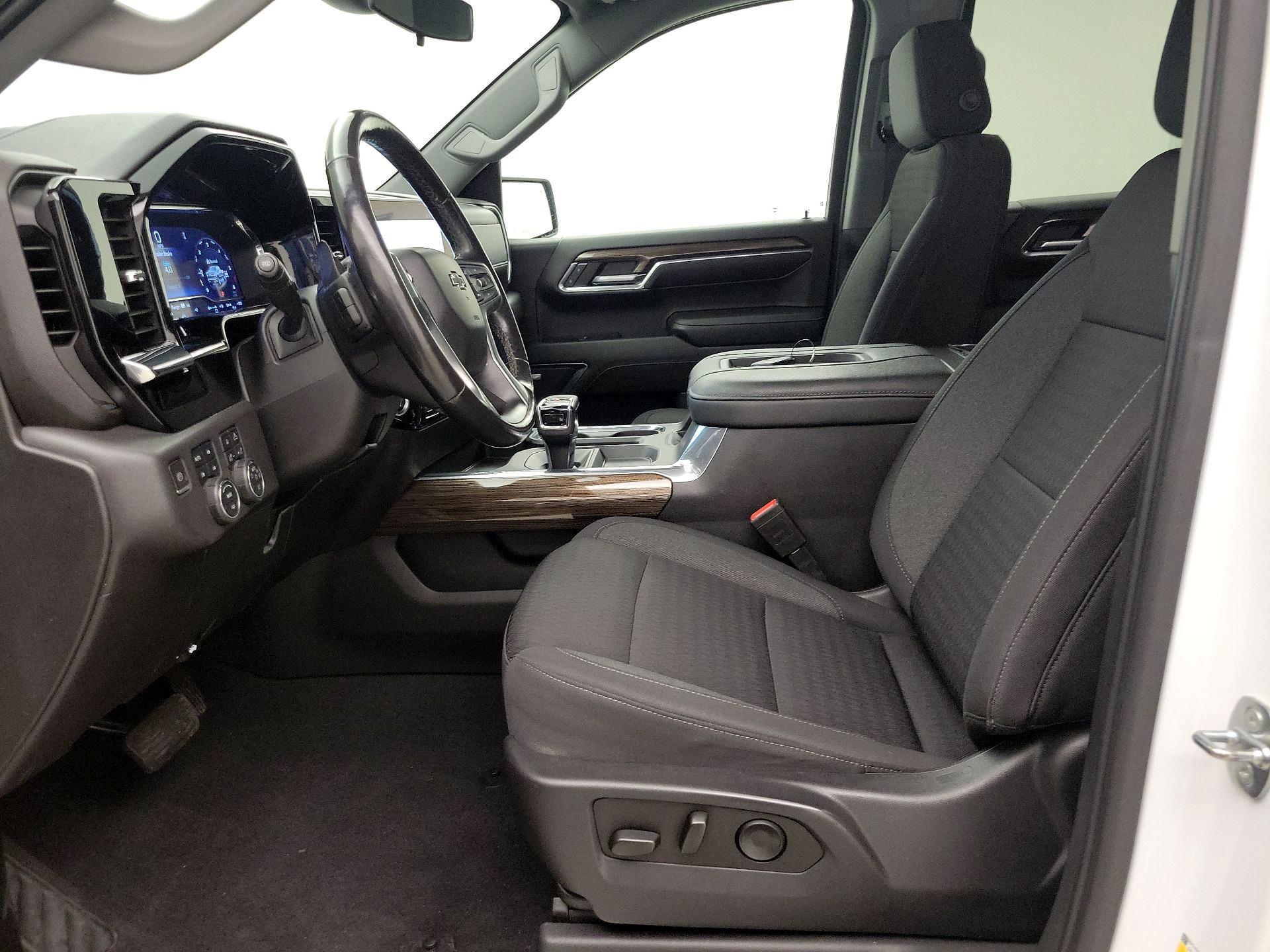 Thumbnail: 2022 Chevrolet Silverado 1500 - 11