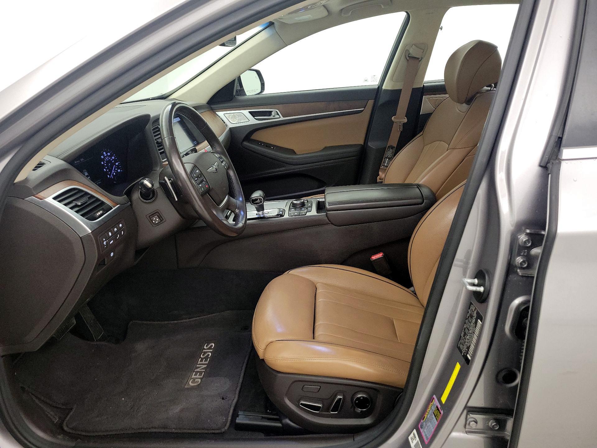 Thumbnail: 2020 Genesis G80 - 11