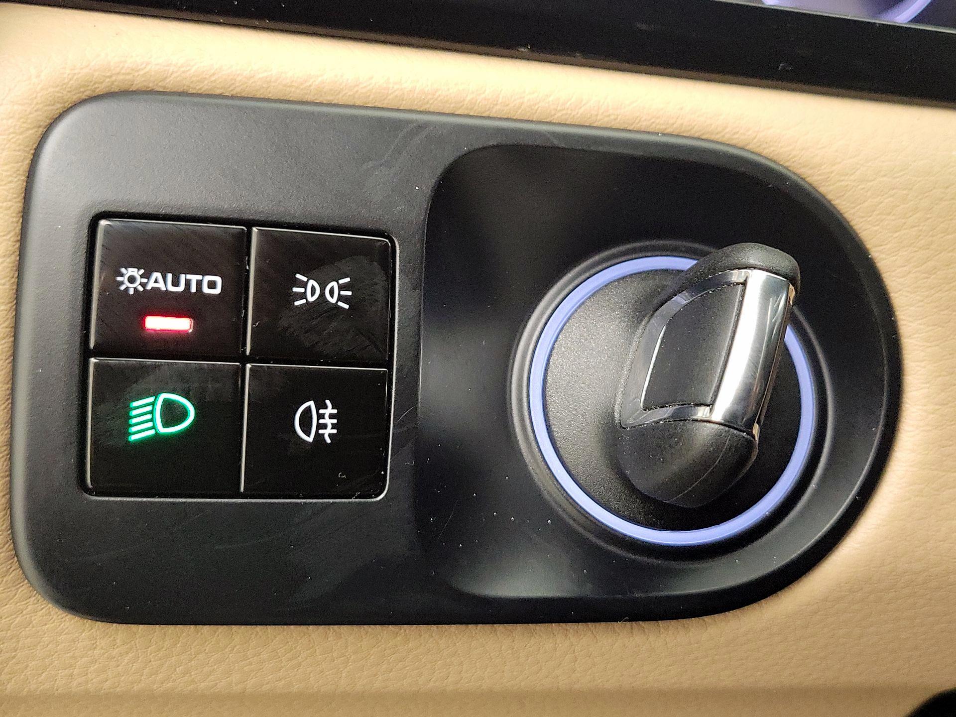 Thumbnail: 2021 Porsche Cayenne - 13