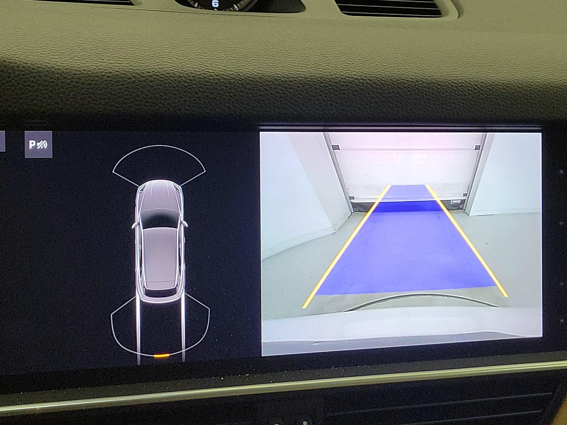 Thumbnail: 2021 Porsche Cayenne - 15