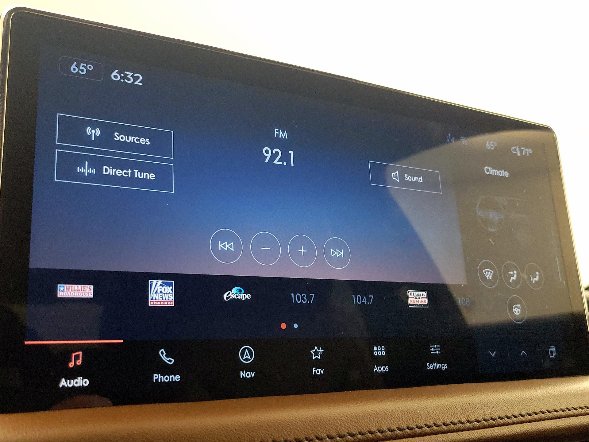 Thumbnail: 2023 Lincoln Nautilus - 16