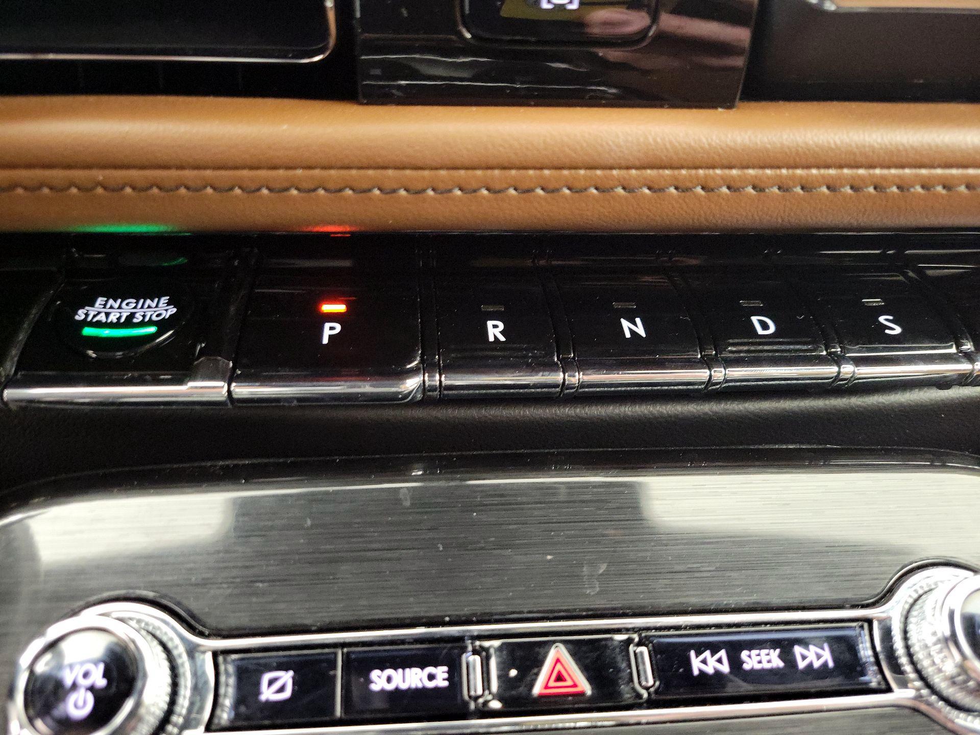 Thumbnail: 2023 Lincoln Nautilus - 18