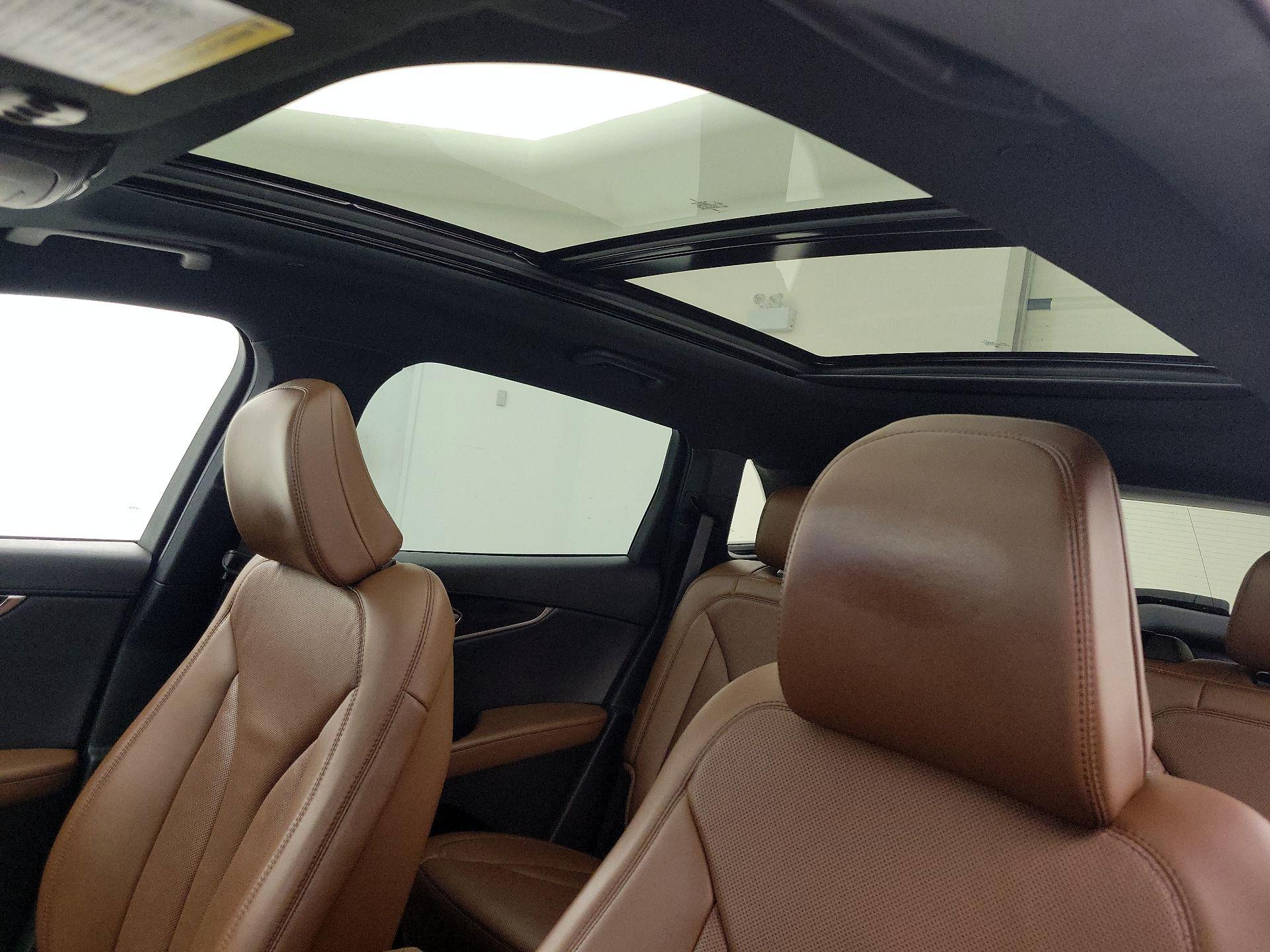 Thumbnail: 2023 Lincoln Nautilus - 20