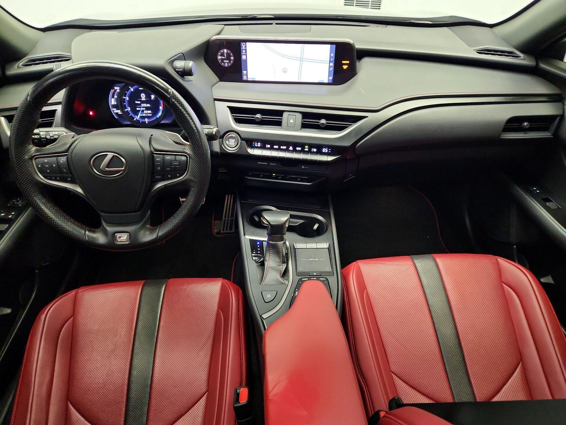 Thumbnail: 2019 Lexus UX - 9