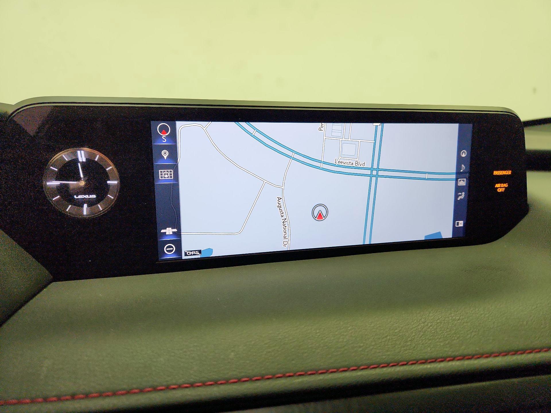 Thumbnail: 2019 Lexus UX - 14