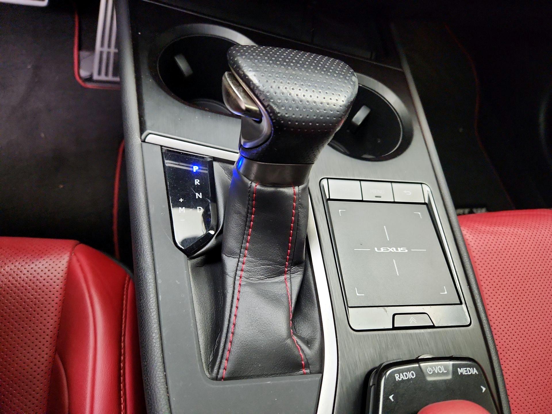 Thumbnail: 2019 Lexus UX - 18