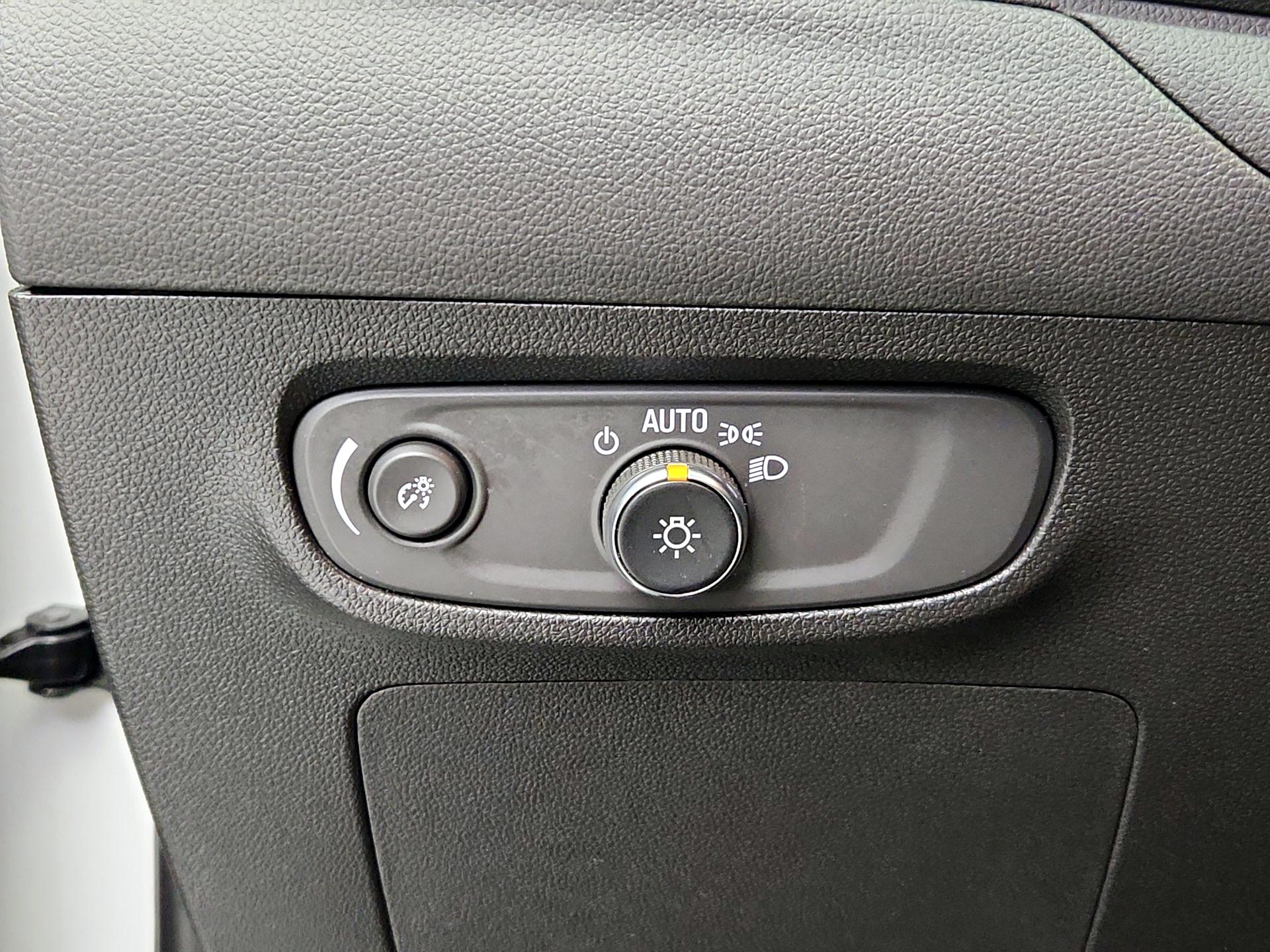 Thumbnail: 2025 Buick Encore GX - 13