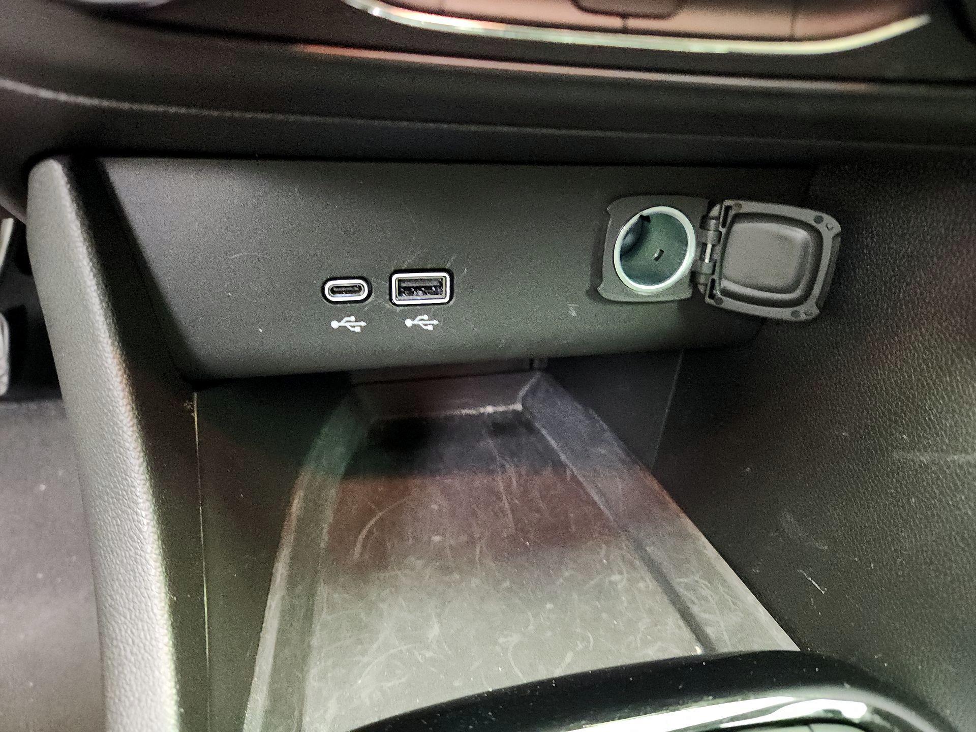 Thumbnail: 2025 Buick Encore GX - 18