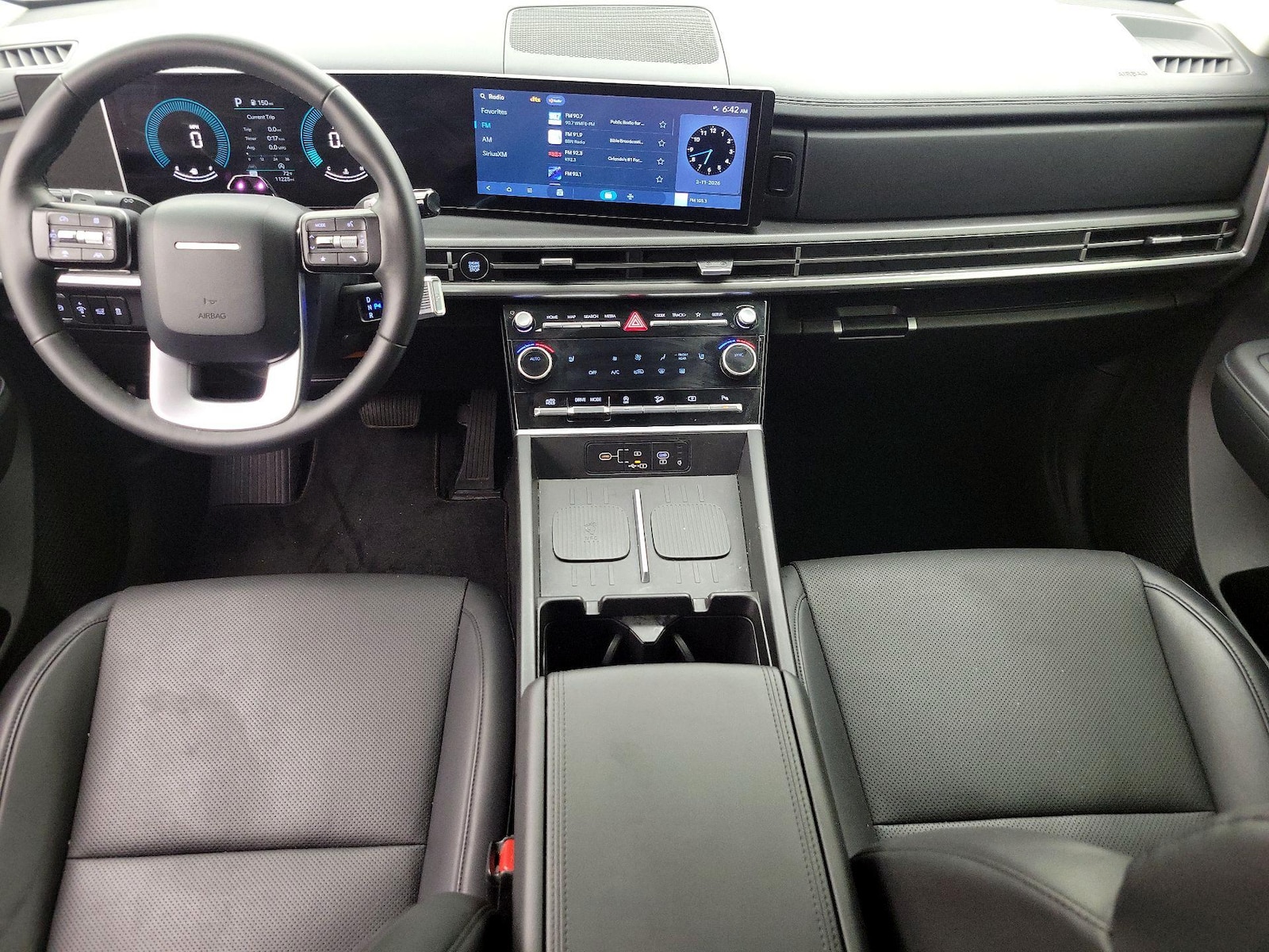 2025 Hyundai Santa Fe SEL - Photo 10