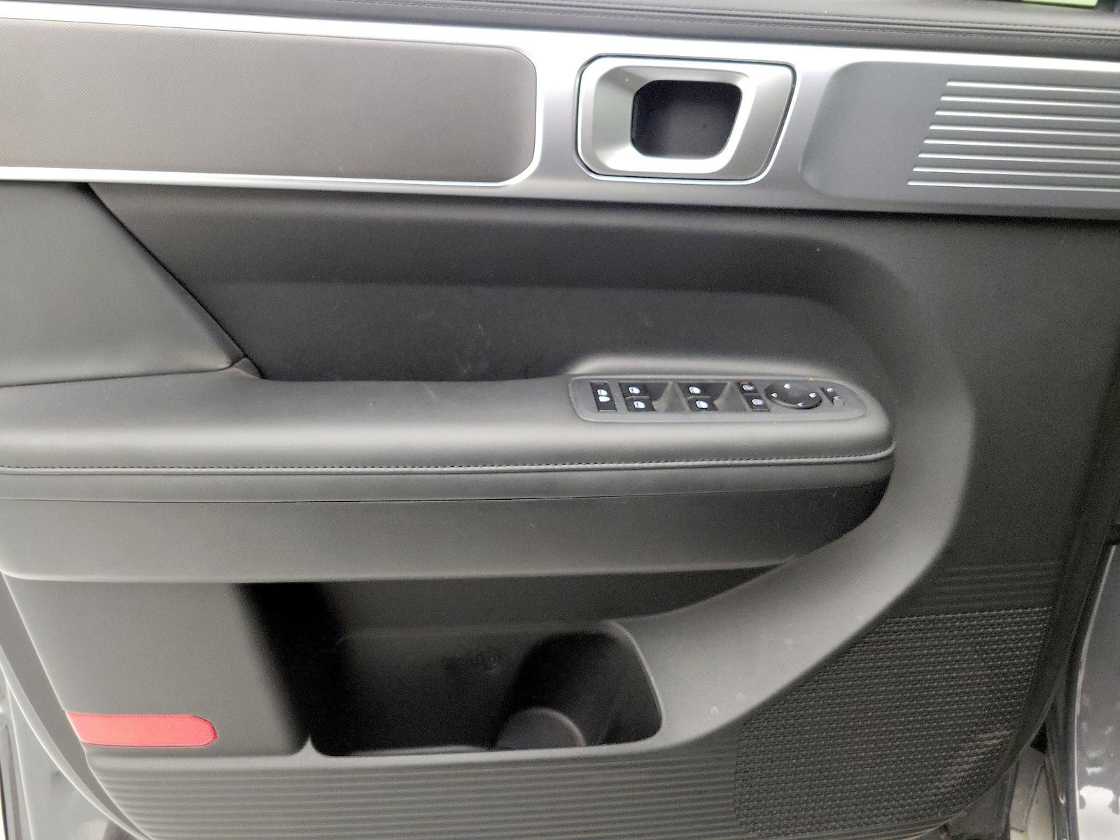 2025 Hyundai Santa Fe SEL - Photo 13