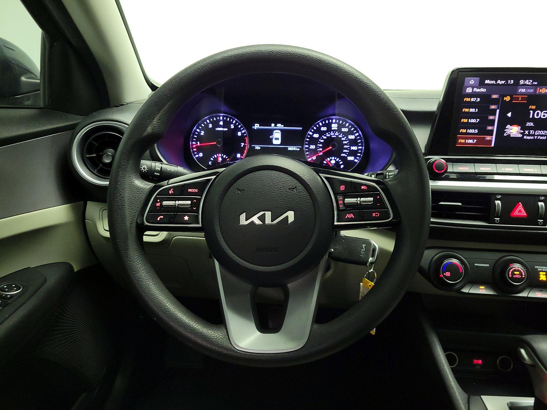 Thumbnail: 2023 Kia Forte - 10