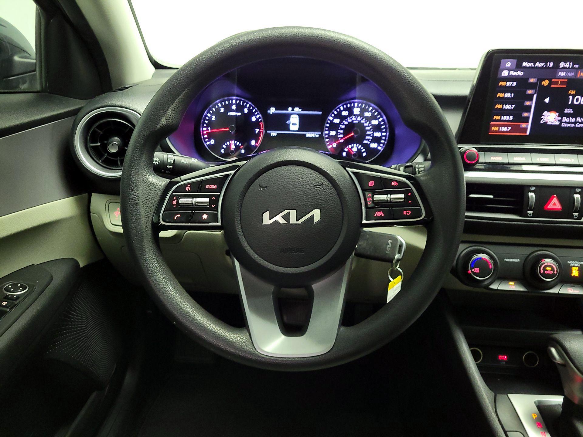 Thumbnail: 2023 Kia Forte - 19