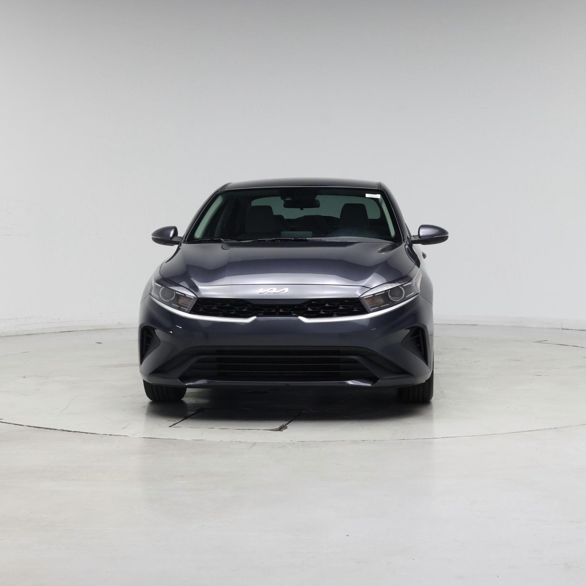 Thumbnail: 2023 Kia Forte - 5