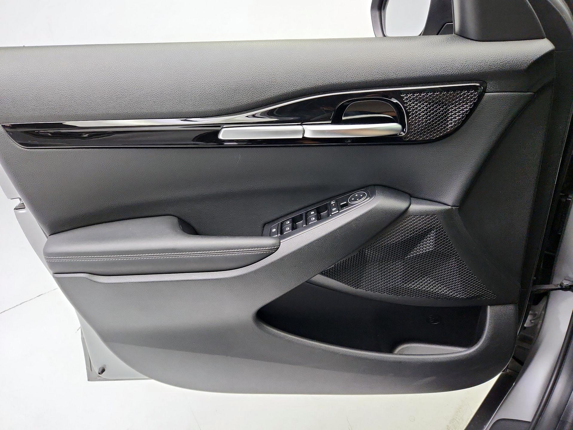 Thumbnail: 2025 Kia Seltos - 12