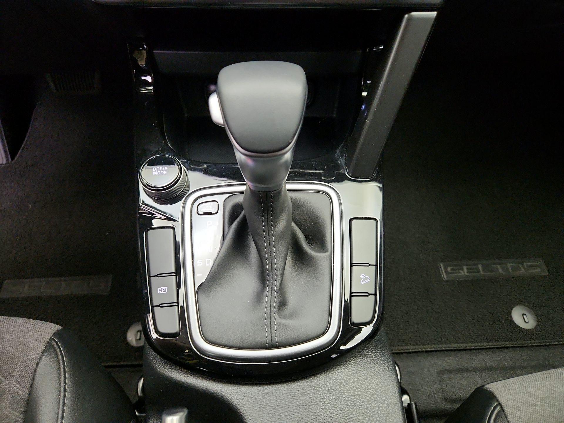 Thumbnail: 2025 Kia Seltos - 18