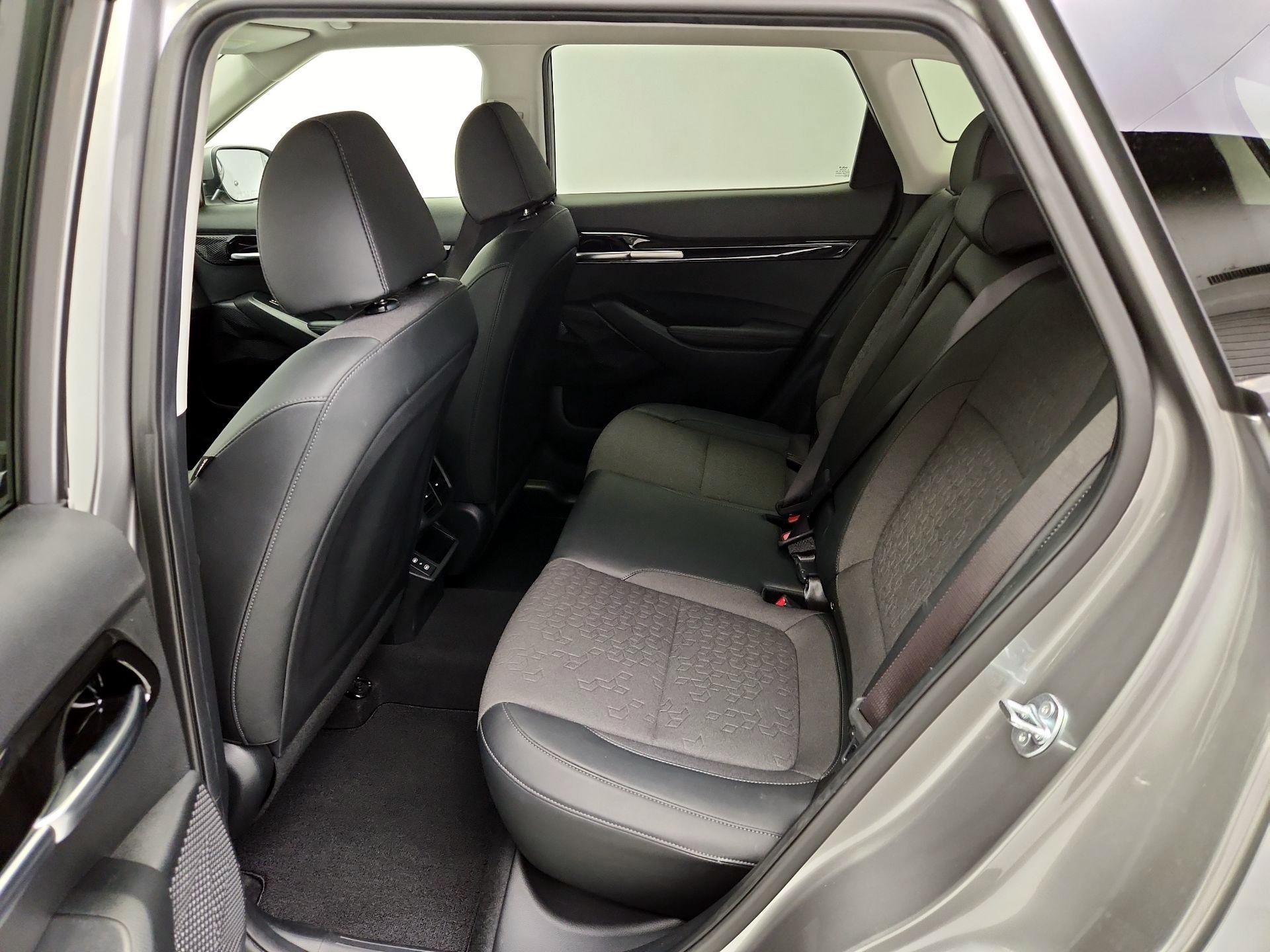 Thumbnail: 2025 Kia Seltos - 20