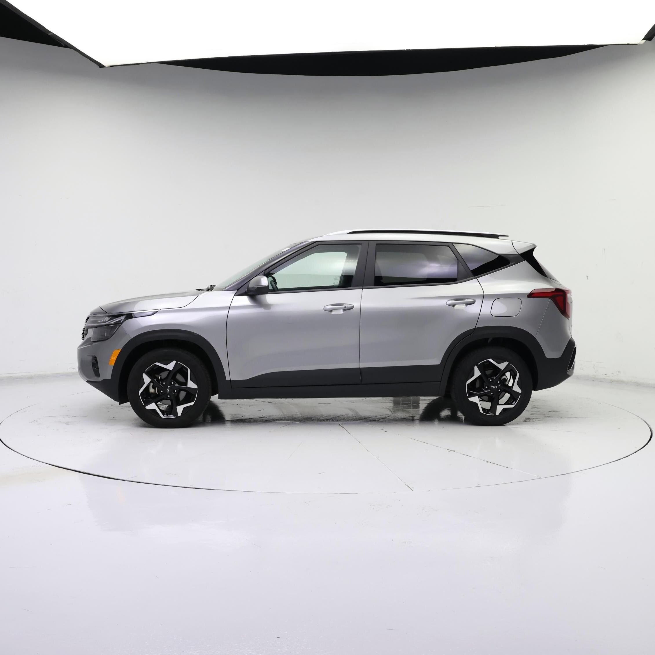 Thumbnail: 2025 Kia Seltos - 3