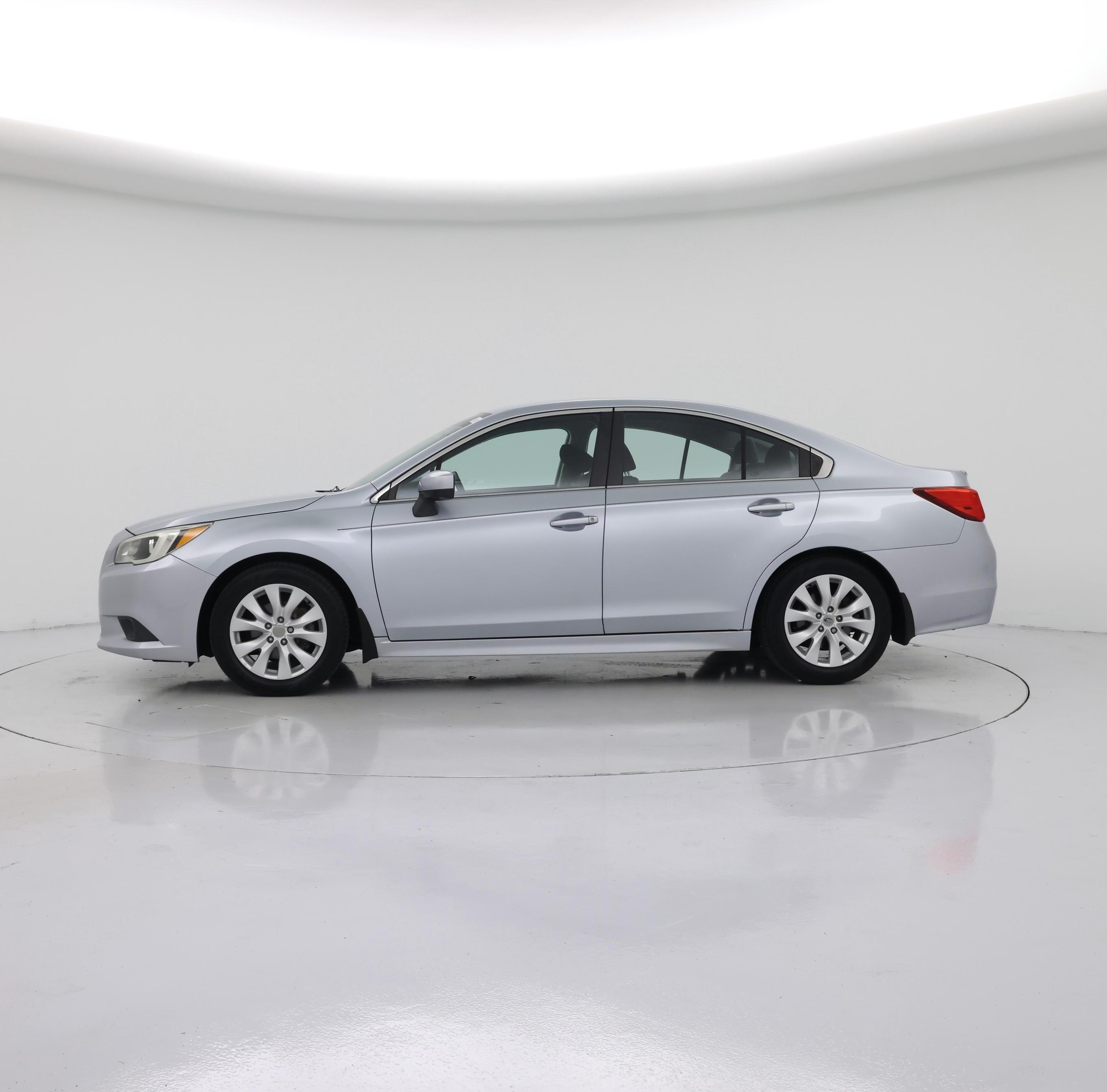 Thumbnail: 2015 Subaru Legacy - 3