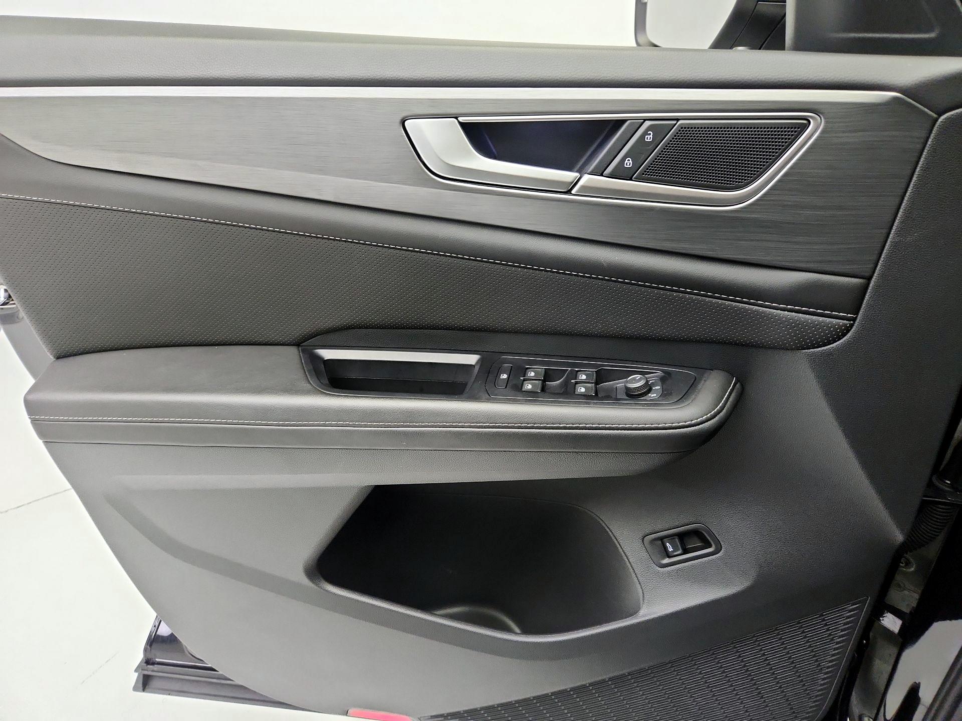 Thumbnail: 2025 Volkswagen Atlas - 12