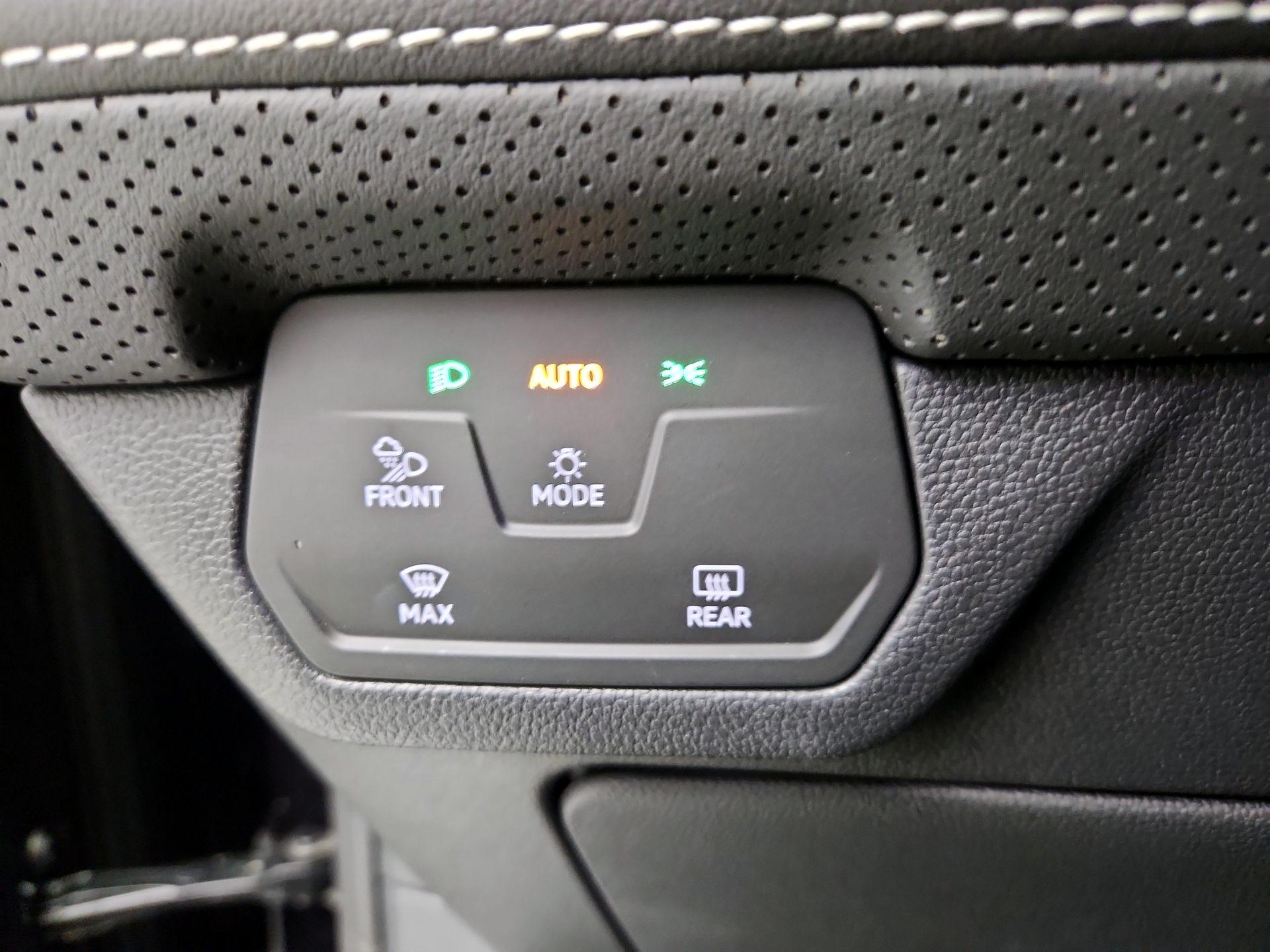 Thumbnail: 2025 Volkswagen Atlas - 13