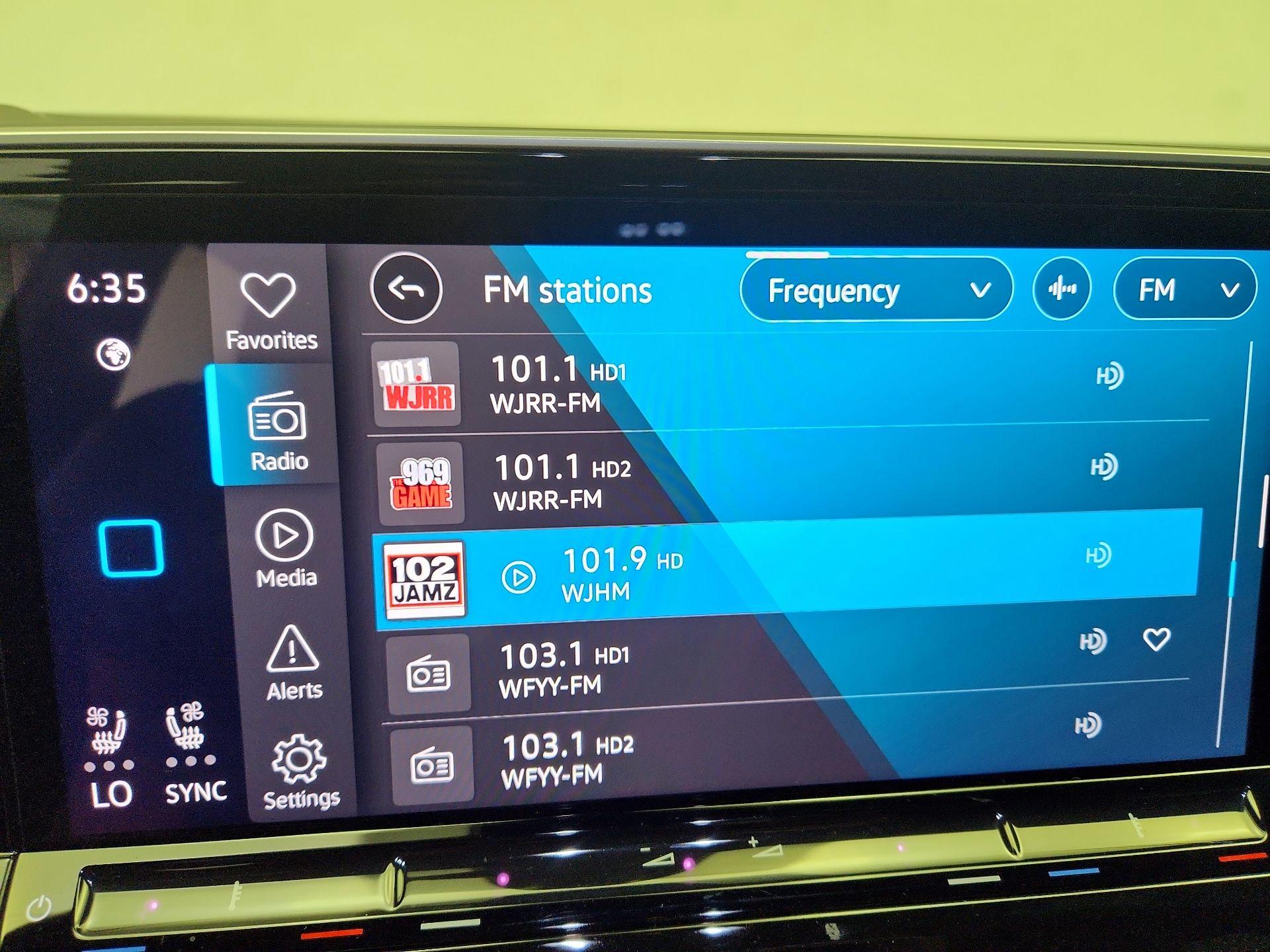 Thumbnail: 2025 Volkswagen Atlas - 16