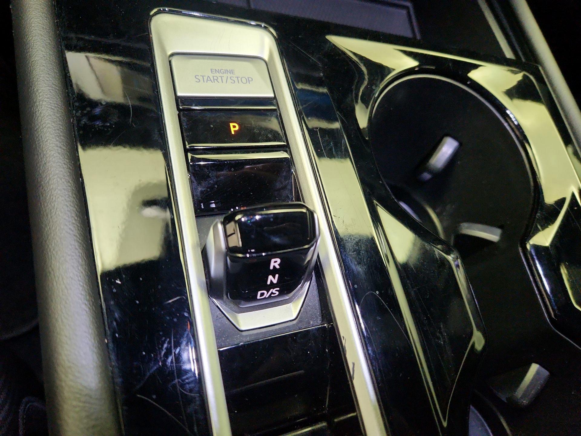 Thumbnail: 2025 Volkswagen Atlas - 18