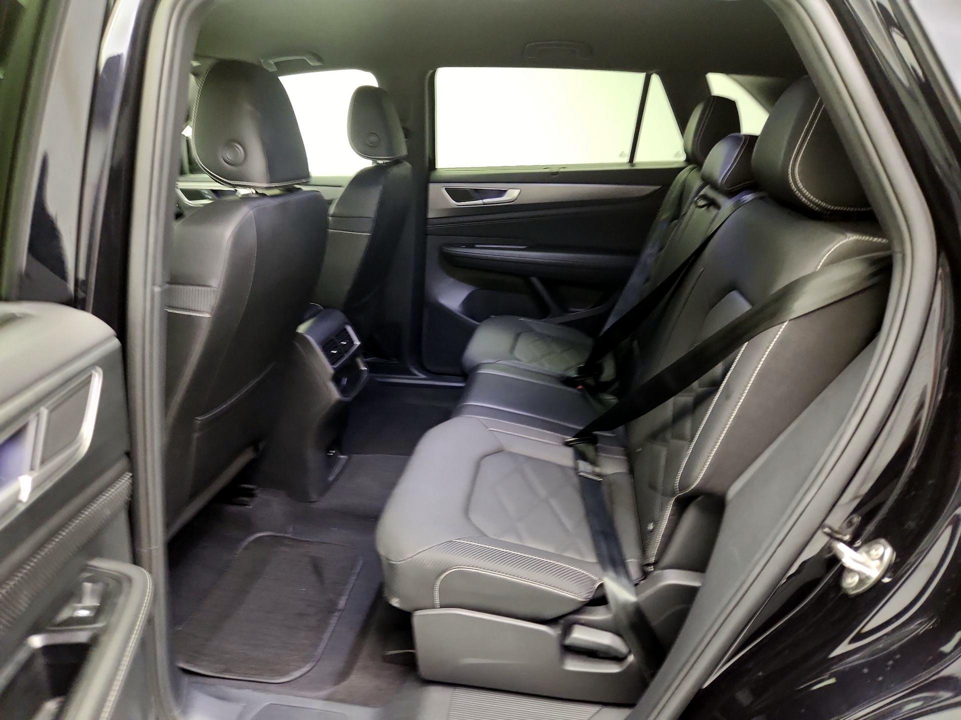 Thumbnail: 2025 Volkswagen Atlas - 20