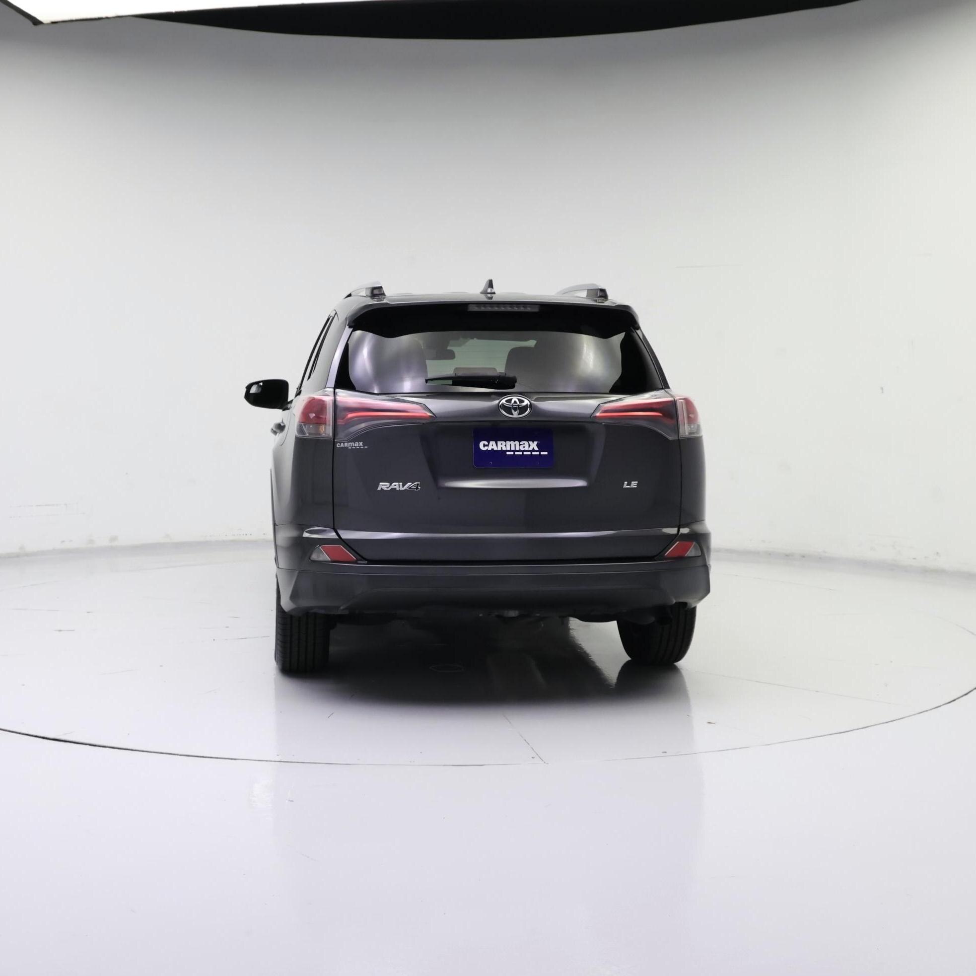 Thumbnail: 2018 Toyota RAV4 - 6