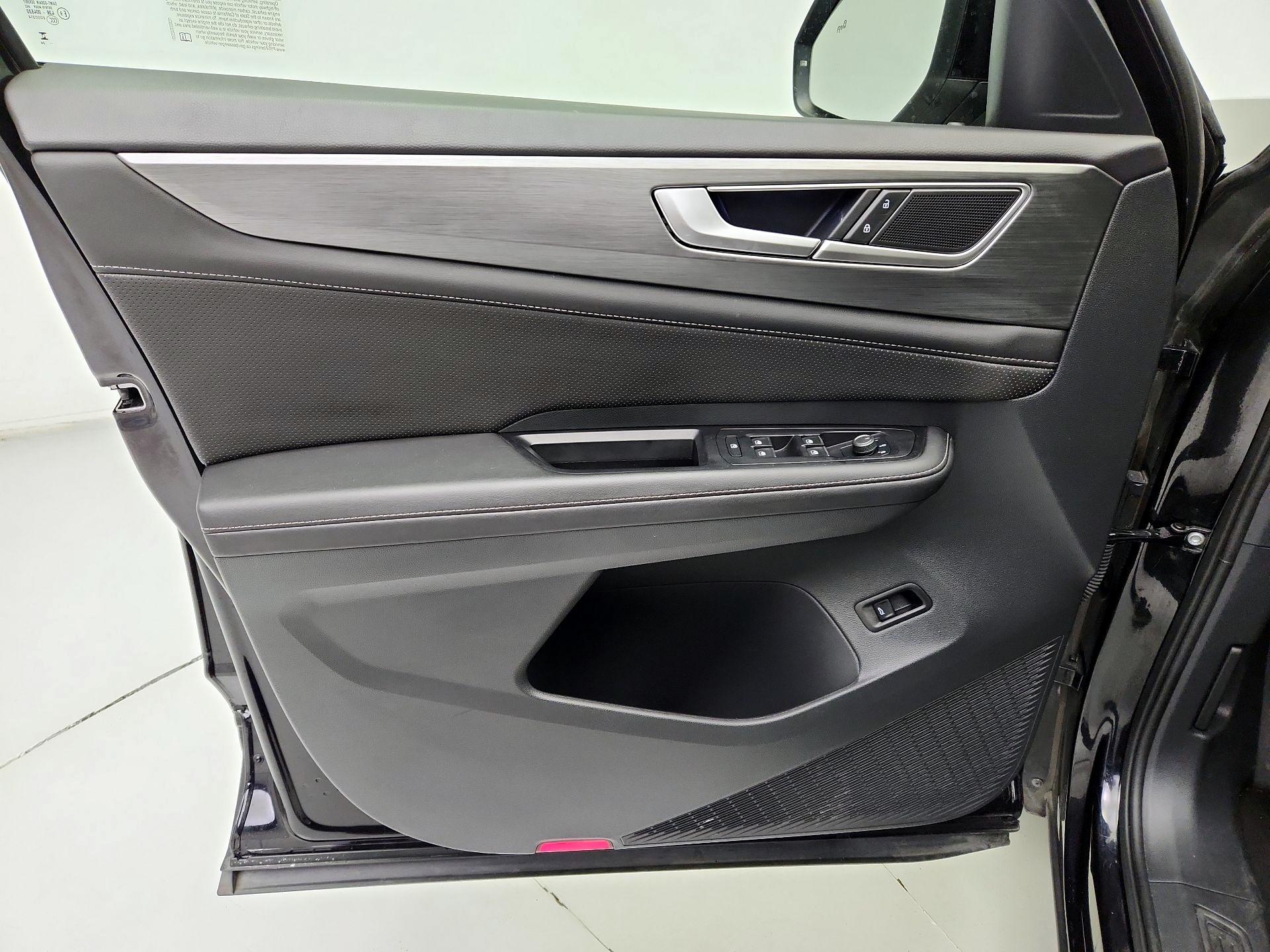 Thumbnail: 2025 Volkswagen Atlas - 12