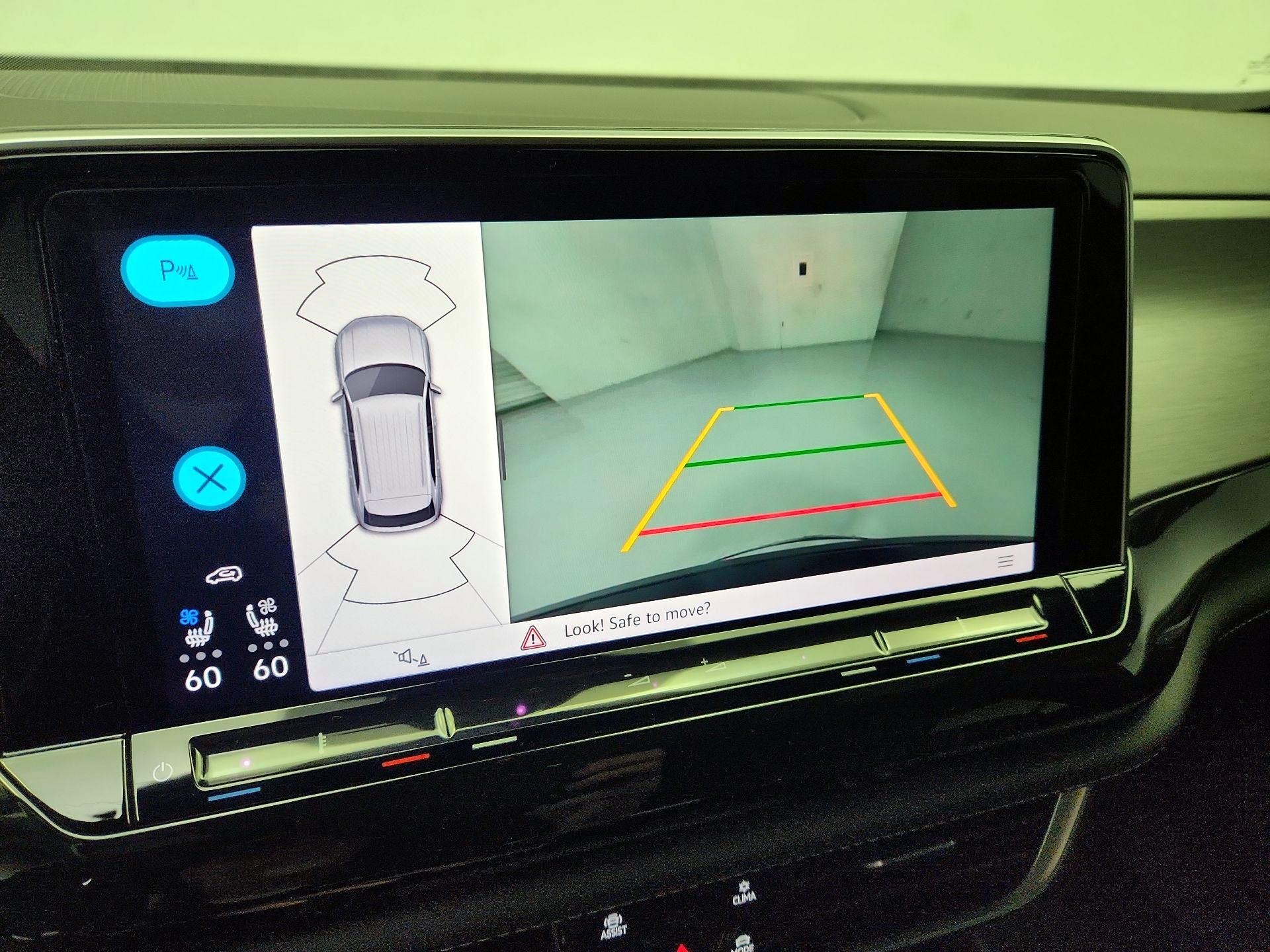 Thumbnail: 2025 Volkswagen Atlas - 14