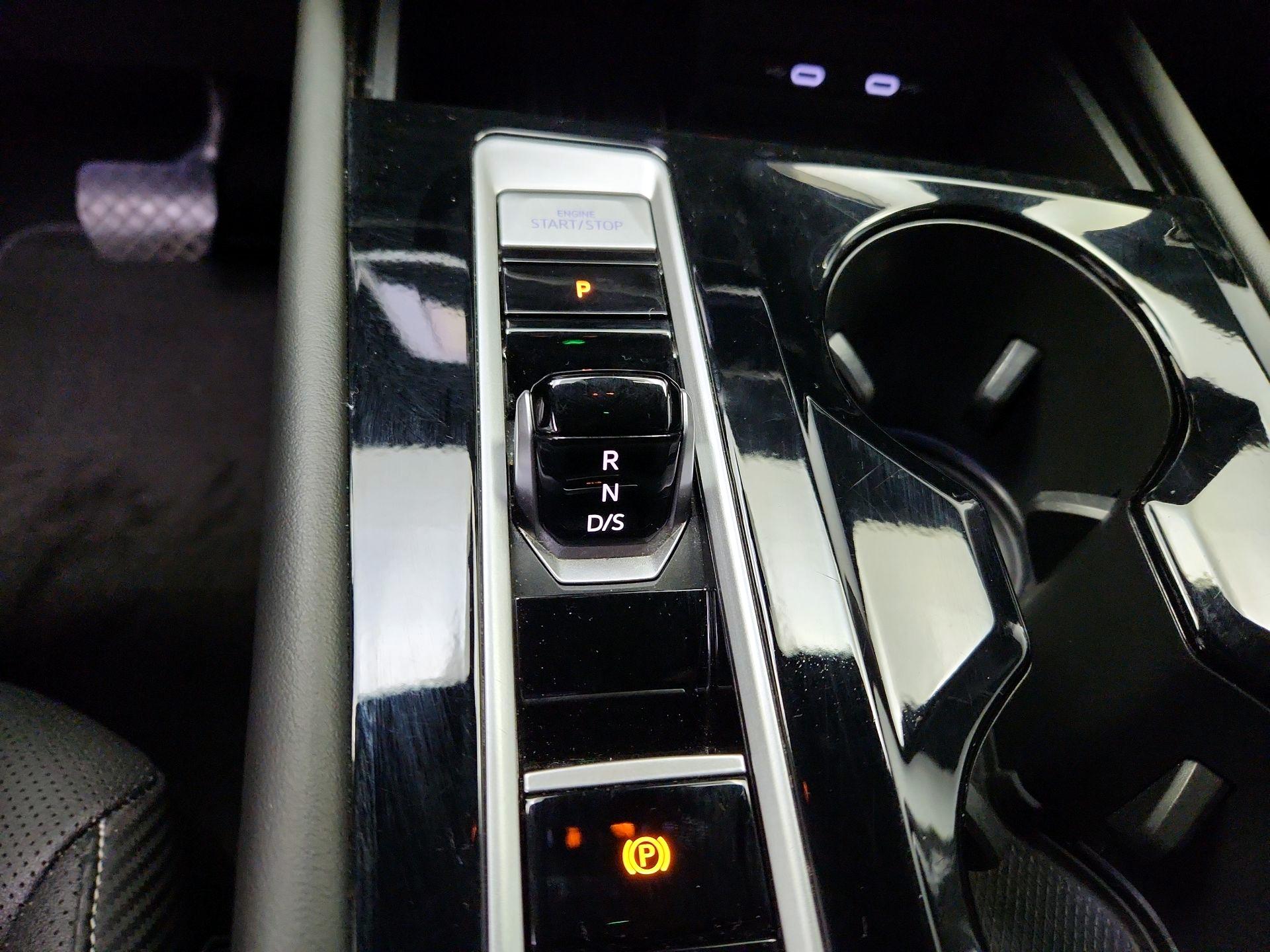 Thumbnail: 2025 Volkswagen Atlas - 17