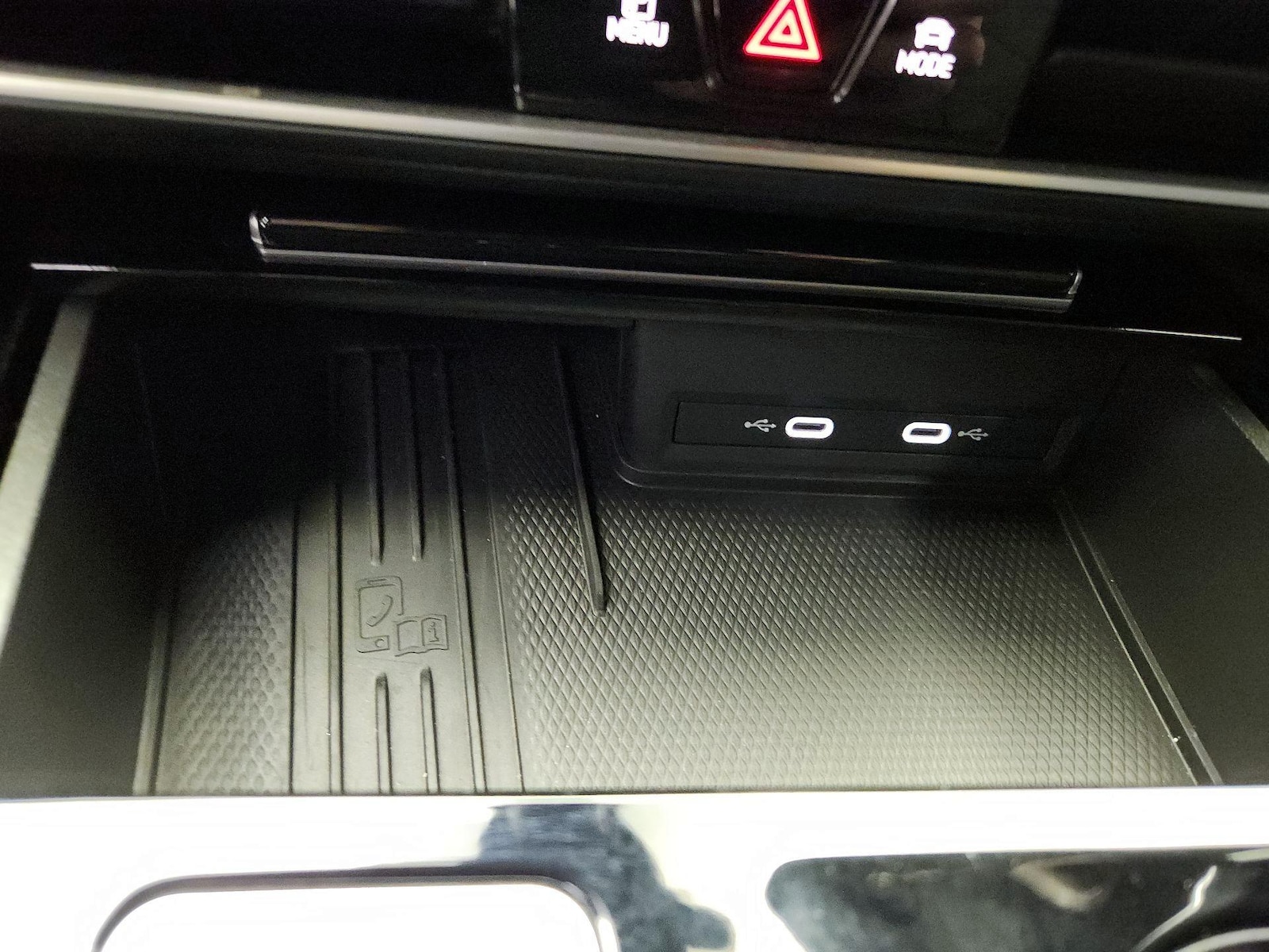 2025 Volkswagen Atlas Cross Sport SE w/Tech - Photo 19