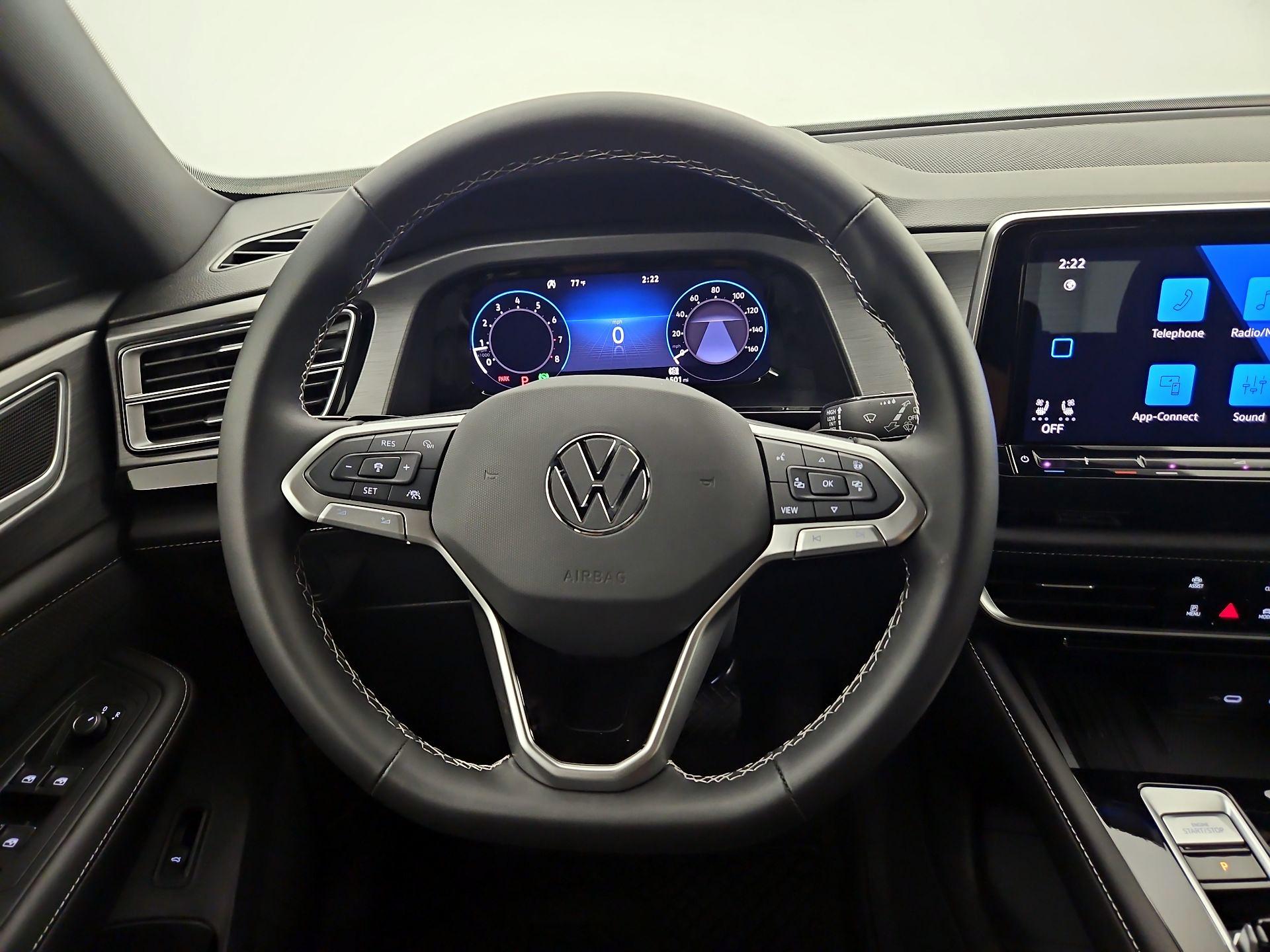 Thumbnail: 2025 Volkswagen Atlas - 10