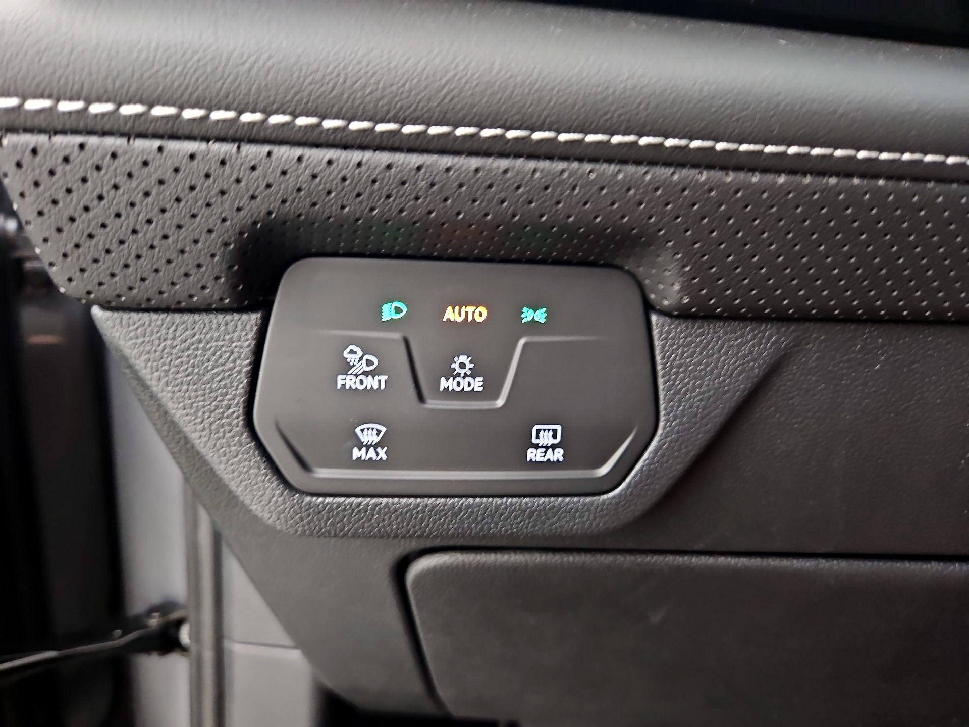 Thumbnail: 2025 Volkswagen Atlas - 13