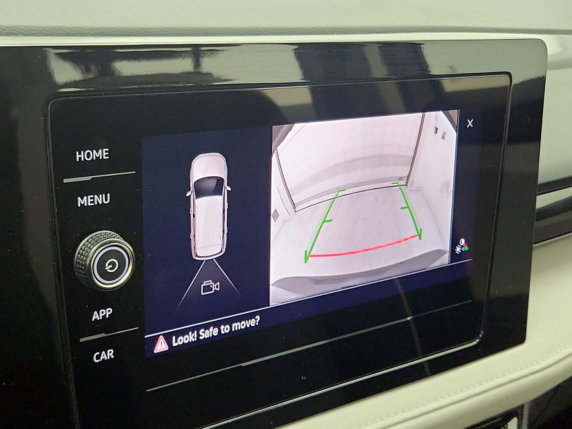 Thumbnail: 2025 Volkswagen Taos - 14