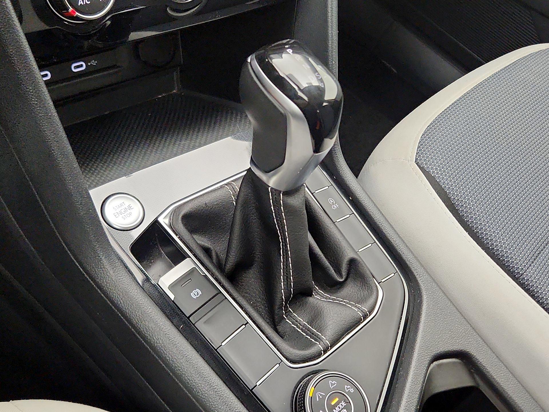 Thumbnail: 2025 Volkswagen Taos - 17