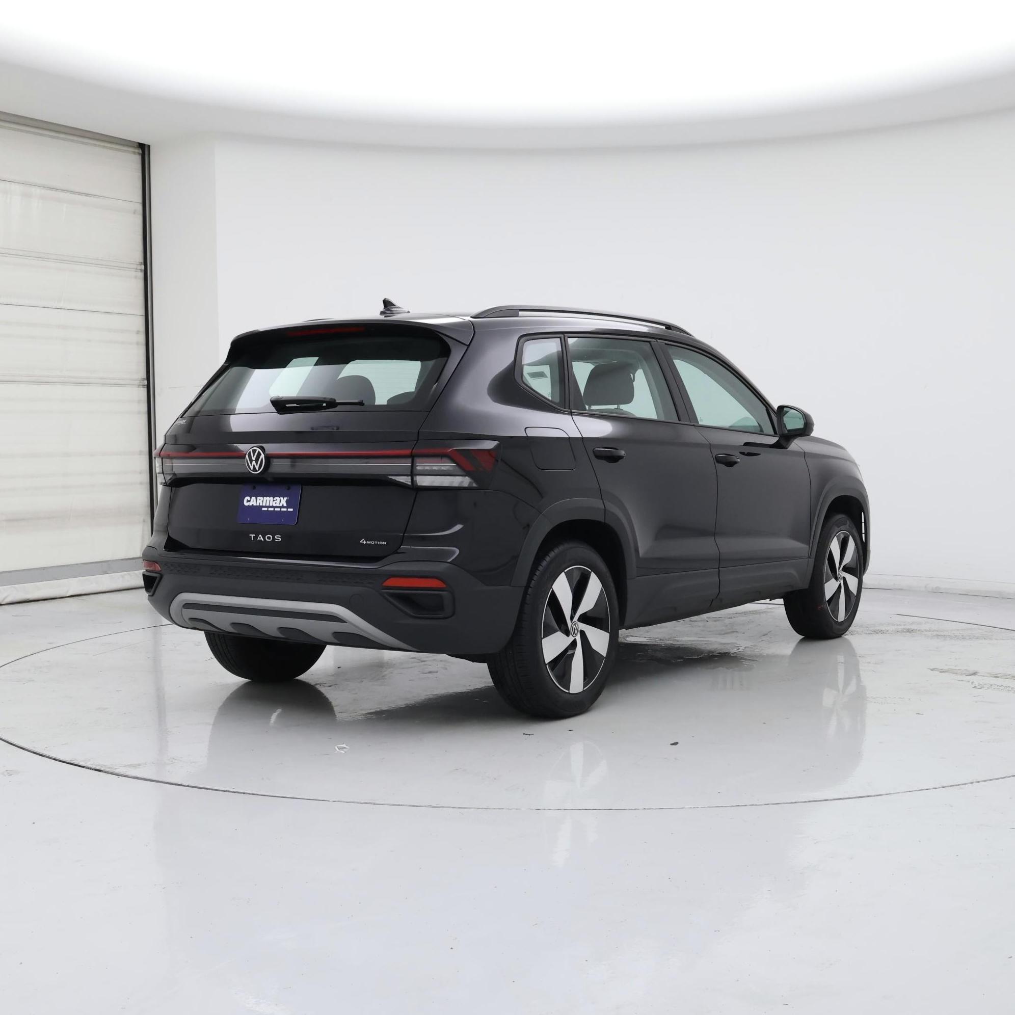 Thumbnail: 2025 Volkswagen Taos - 8