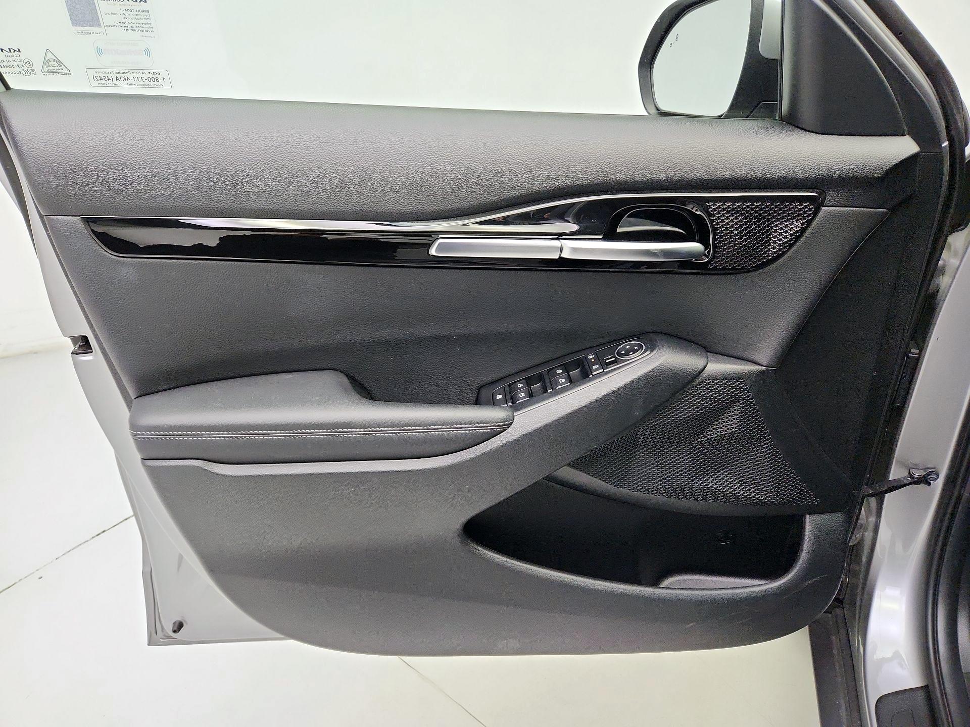 Thumbnail: 2025 Kia Seltos - 12